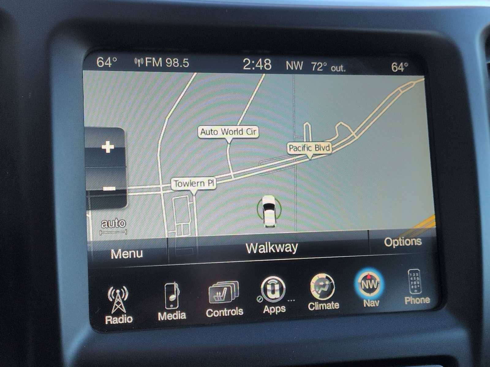 Thumbnail: 2015 Jeep Cherokee - 31