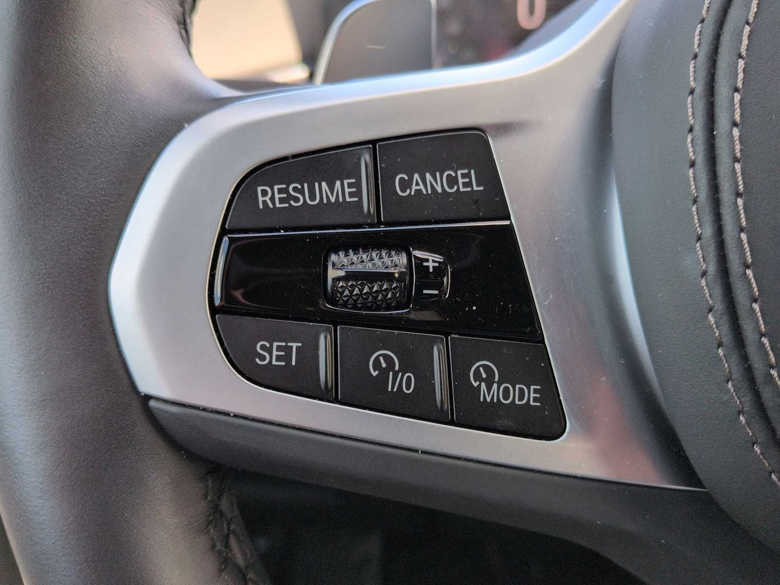 Thumbnail: 2025 BMW X7 - 25