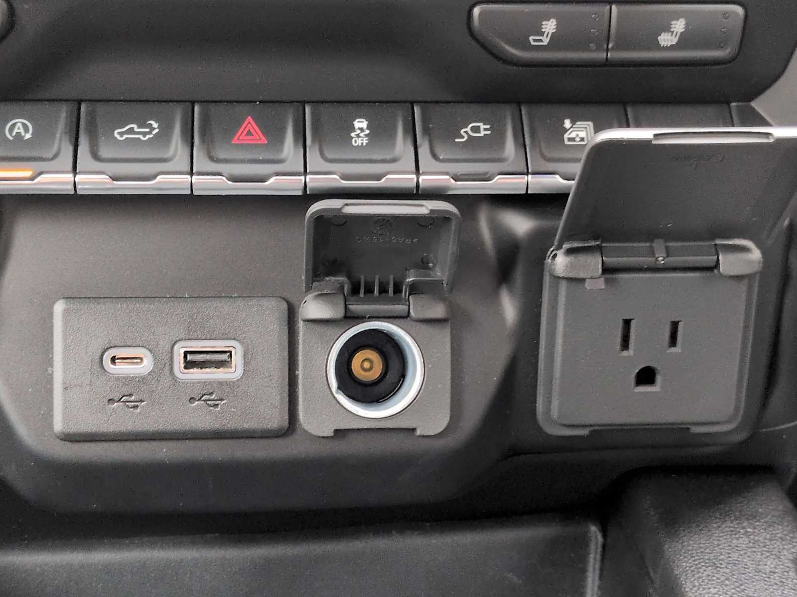 Thumbnail: 2021 Chevrolet Silverado 1500 - 31