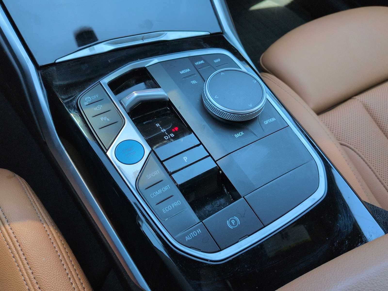 Thumbnail: 2023 BMW i4 - 32