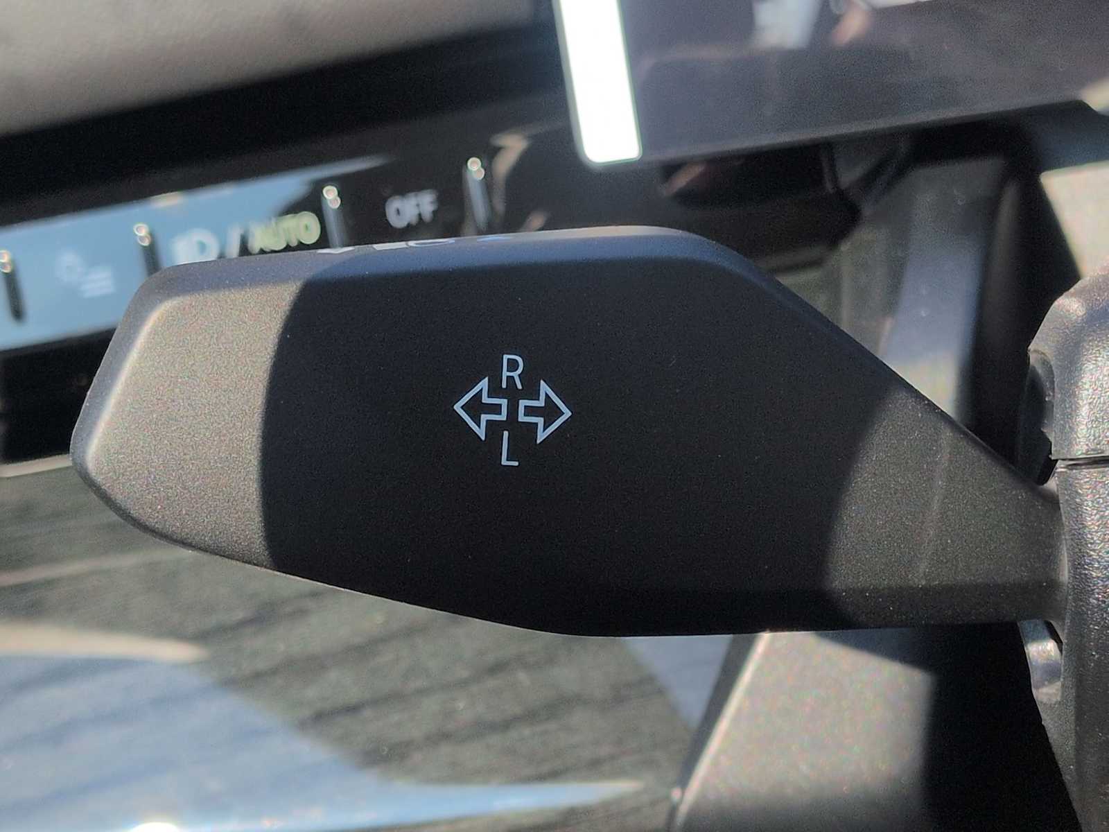 Thumbnail: 2026 BMW 5 Series - 29