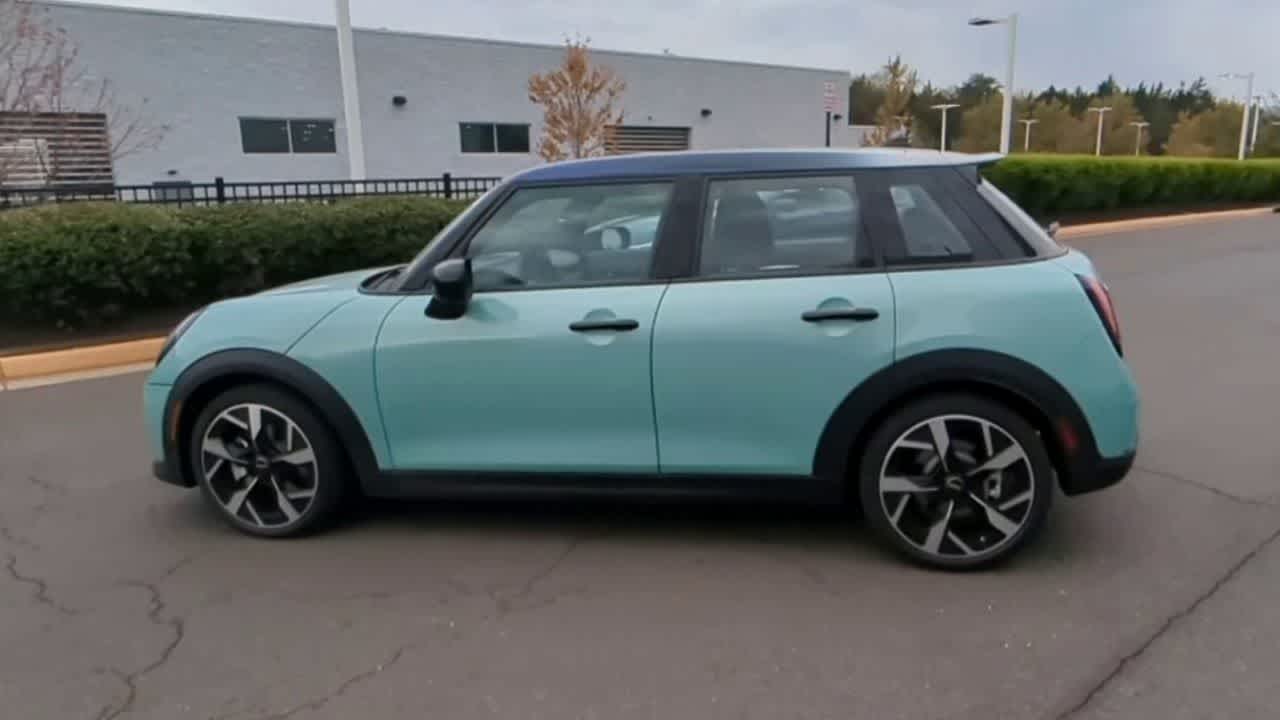 Thumbnail: 2025 MINI Cooper Hardtop - 7