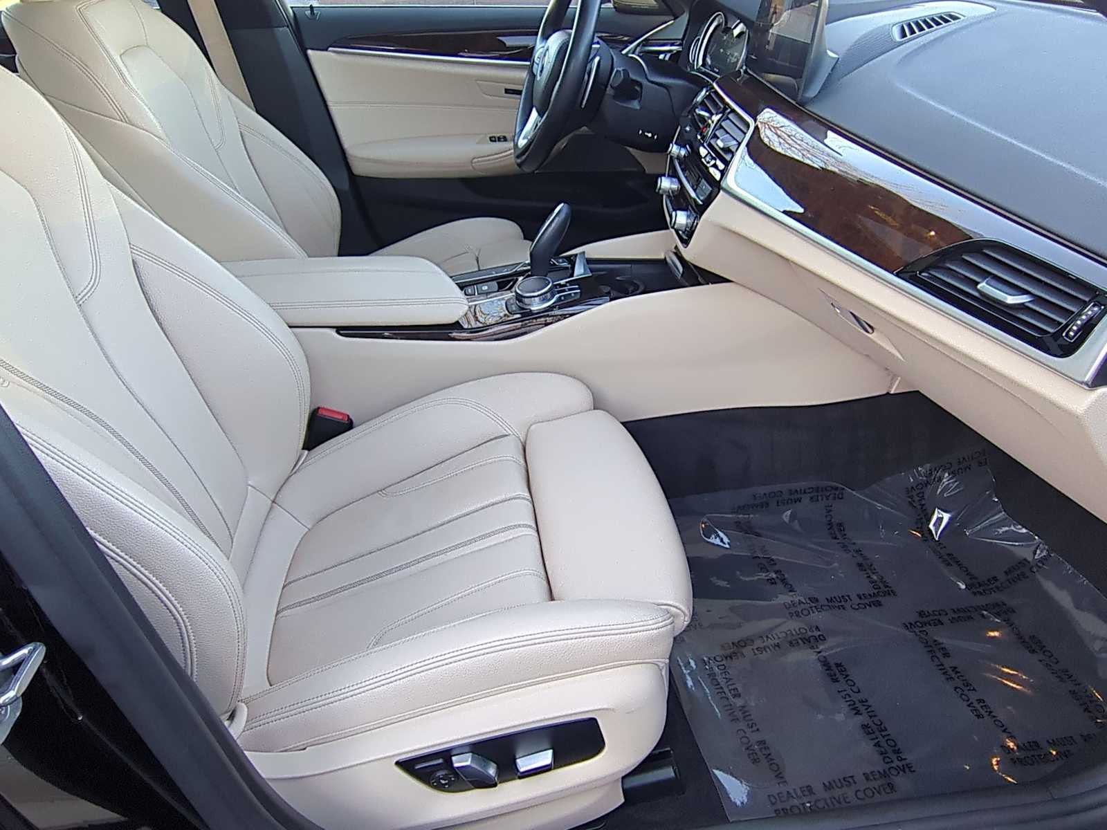 Thumbnail: 2017 BMW 5 Series - 23