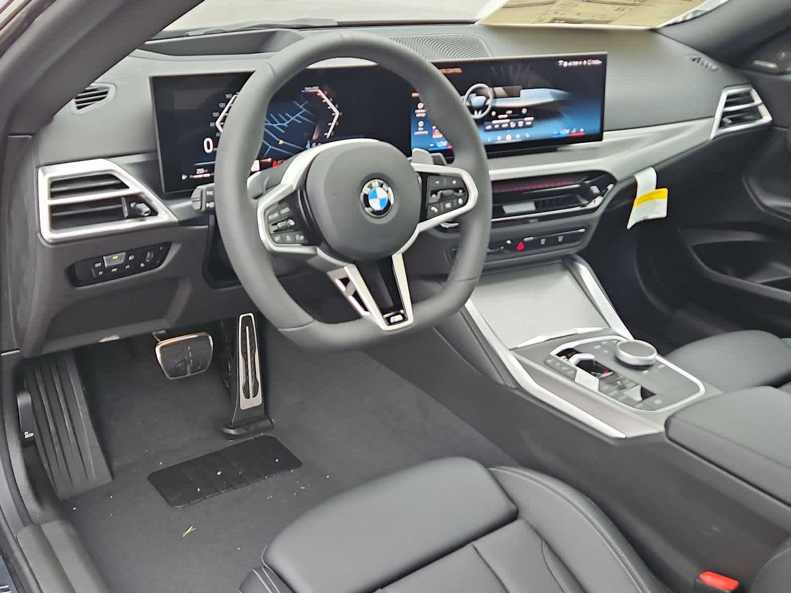 Thumbnail: 2025 BMW 2 Series - 10