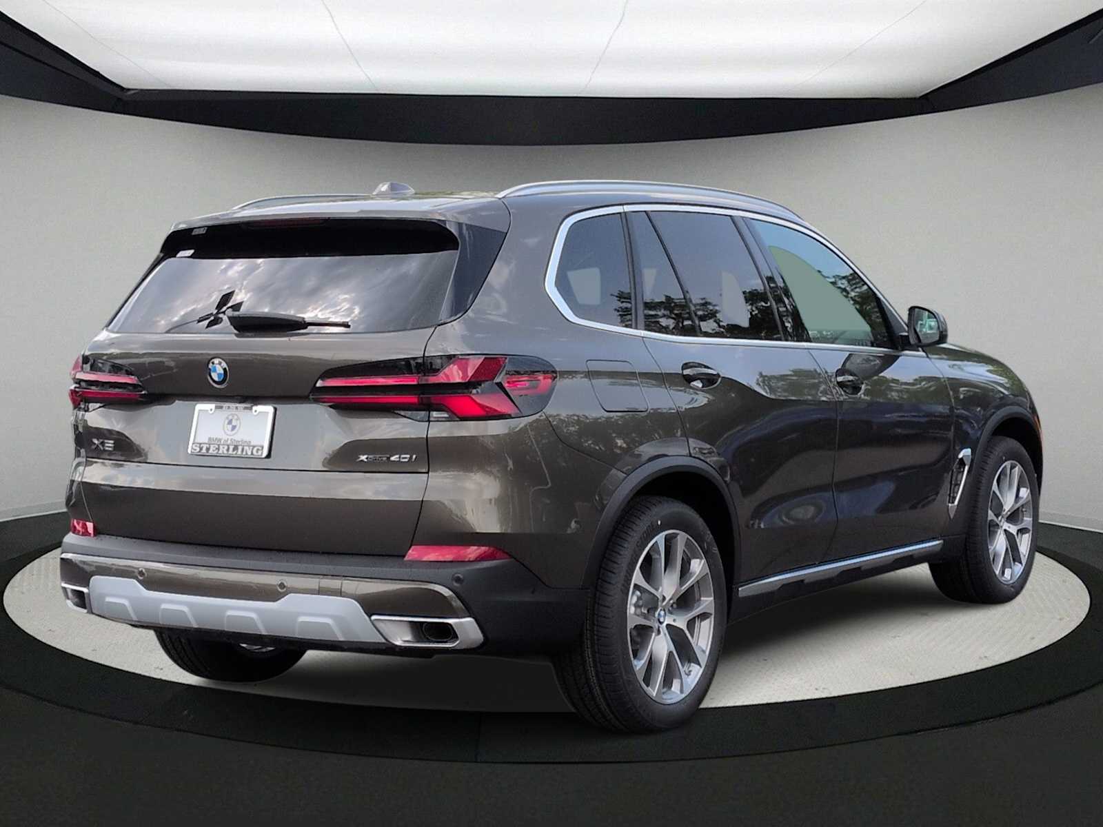 Thumbnail: 2026 BMW X5 - 8