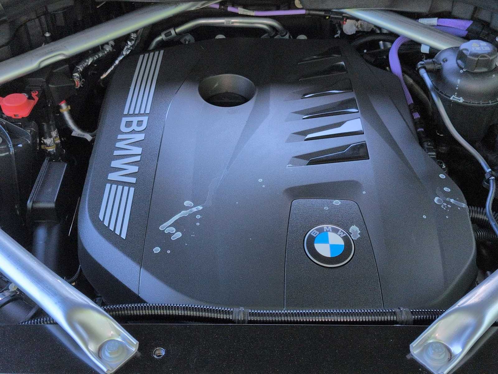Thumbnail: 2026 BMW X5 - 15