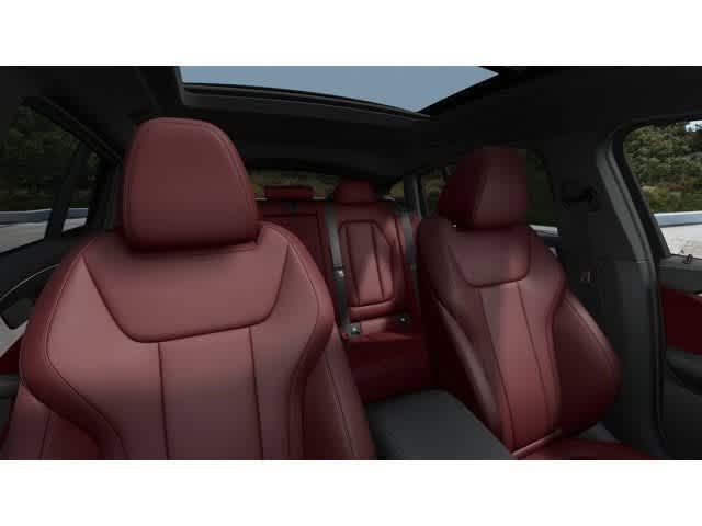 Thumbnail: 2025 BMW X4 - 11