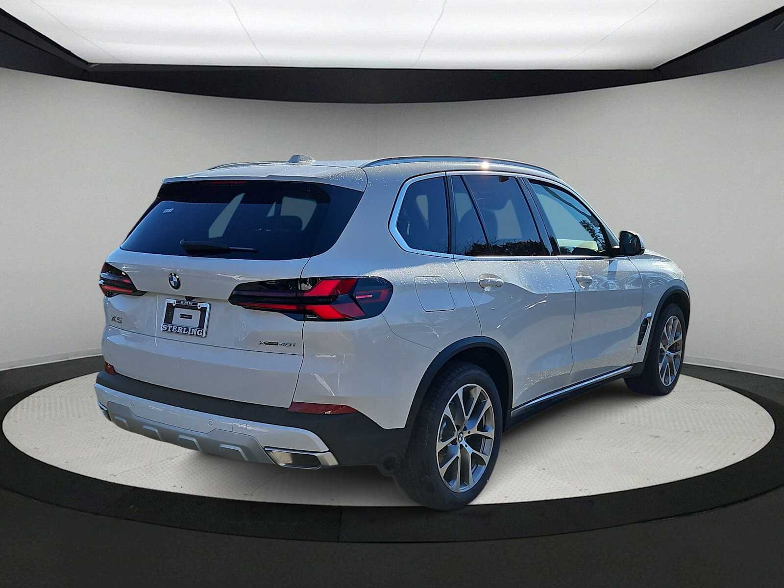 Thumbnail: 2026 BMW X5 - 8
