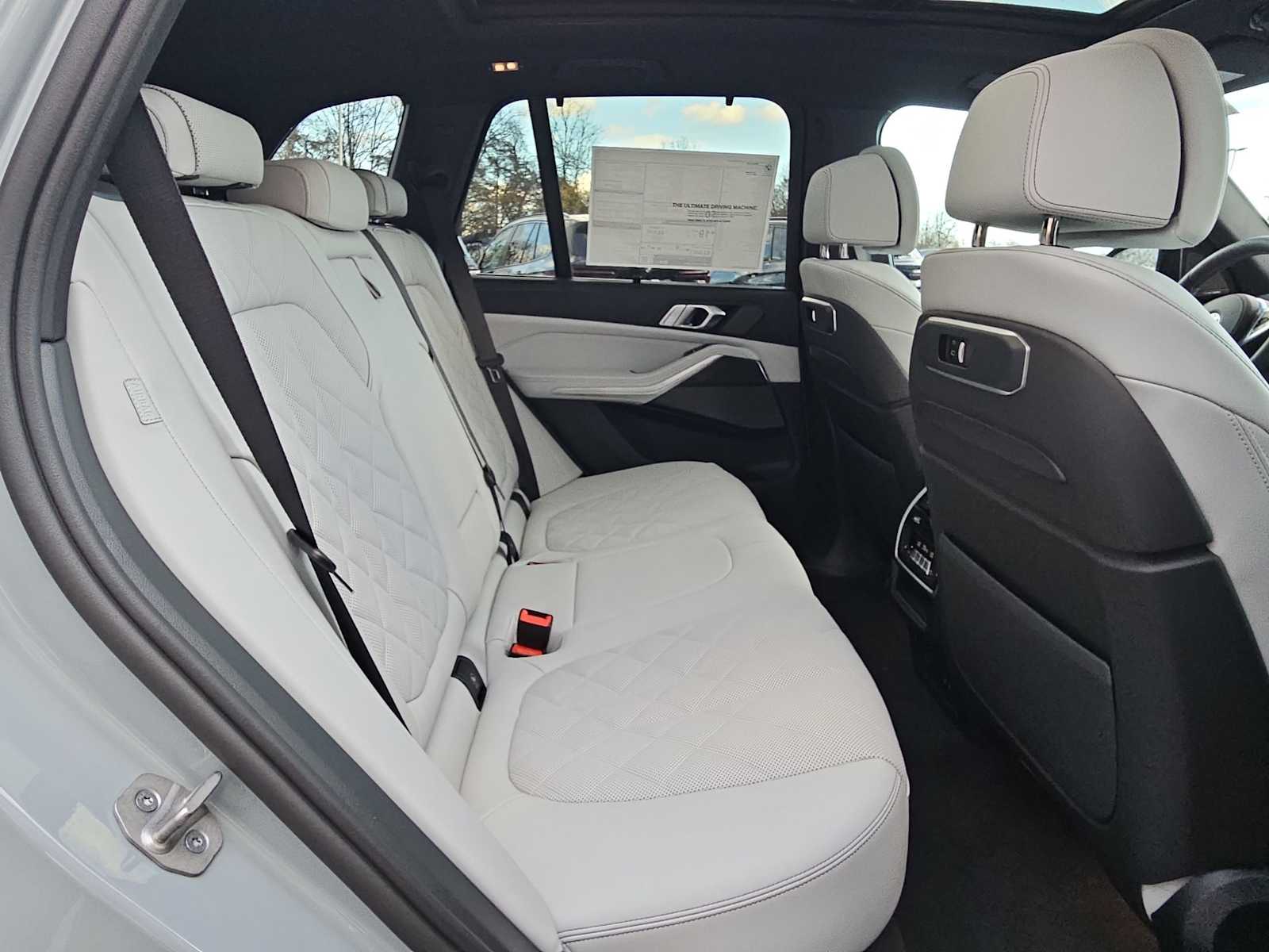 Thumbnail: 2026 BMW X5 - 22