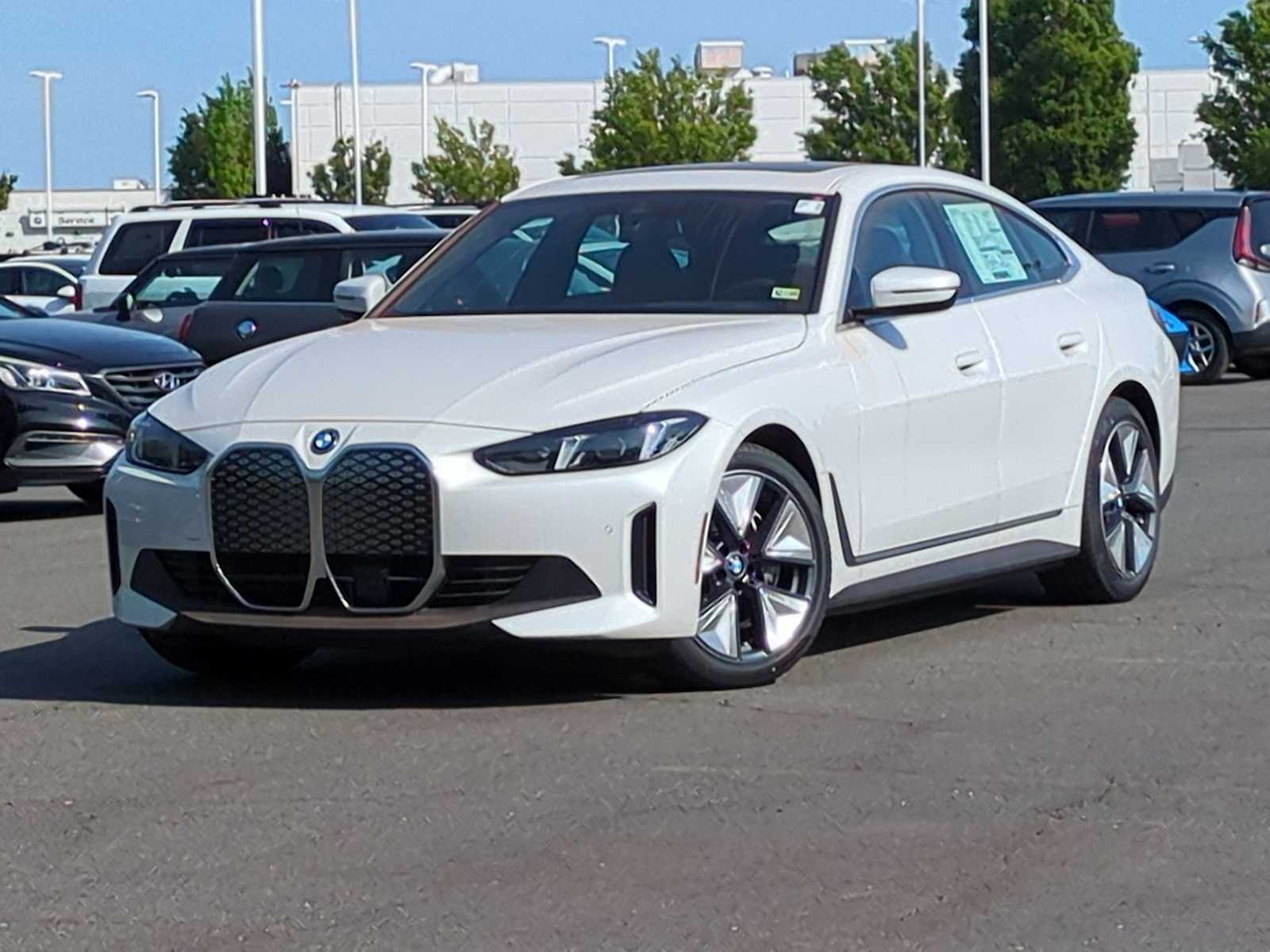 2025 BMW i4 xDrive40 -
                  Sterling, VA