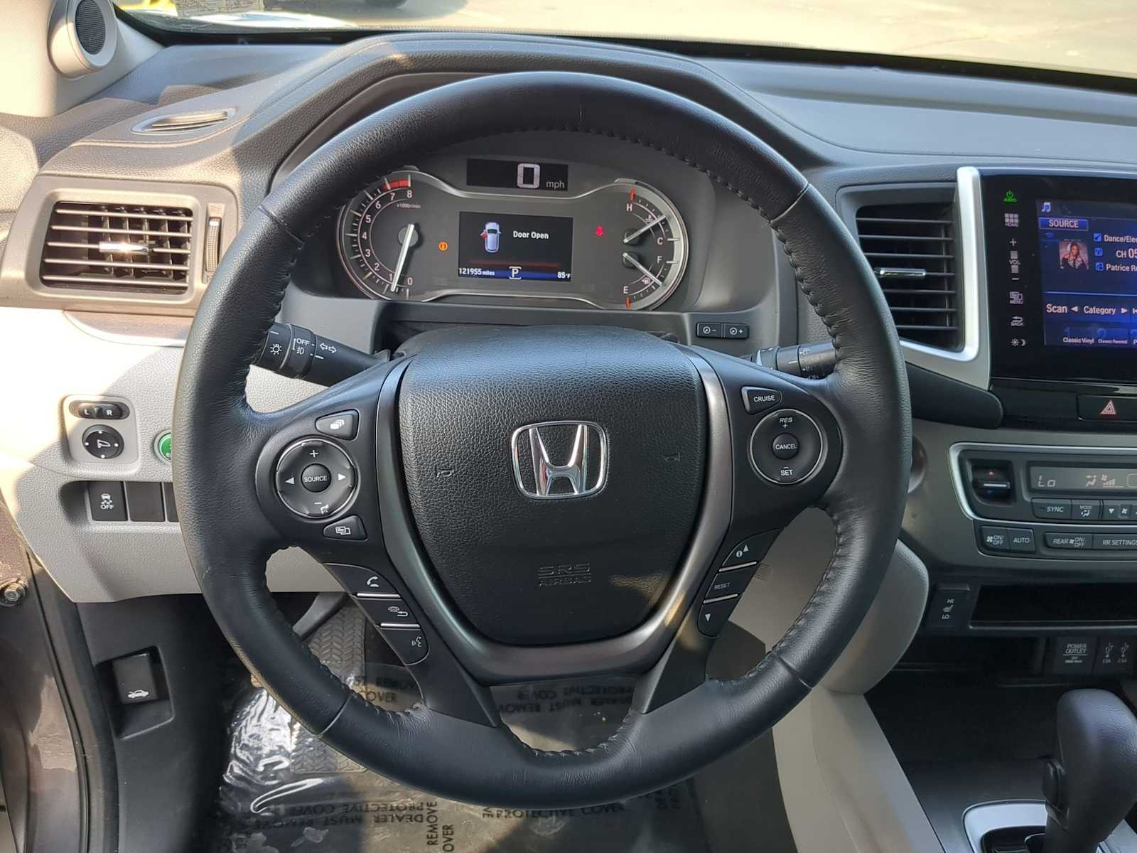 Thumbnail: 2016 Honda Pilot - 24