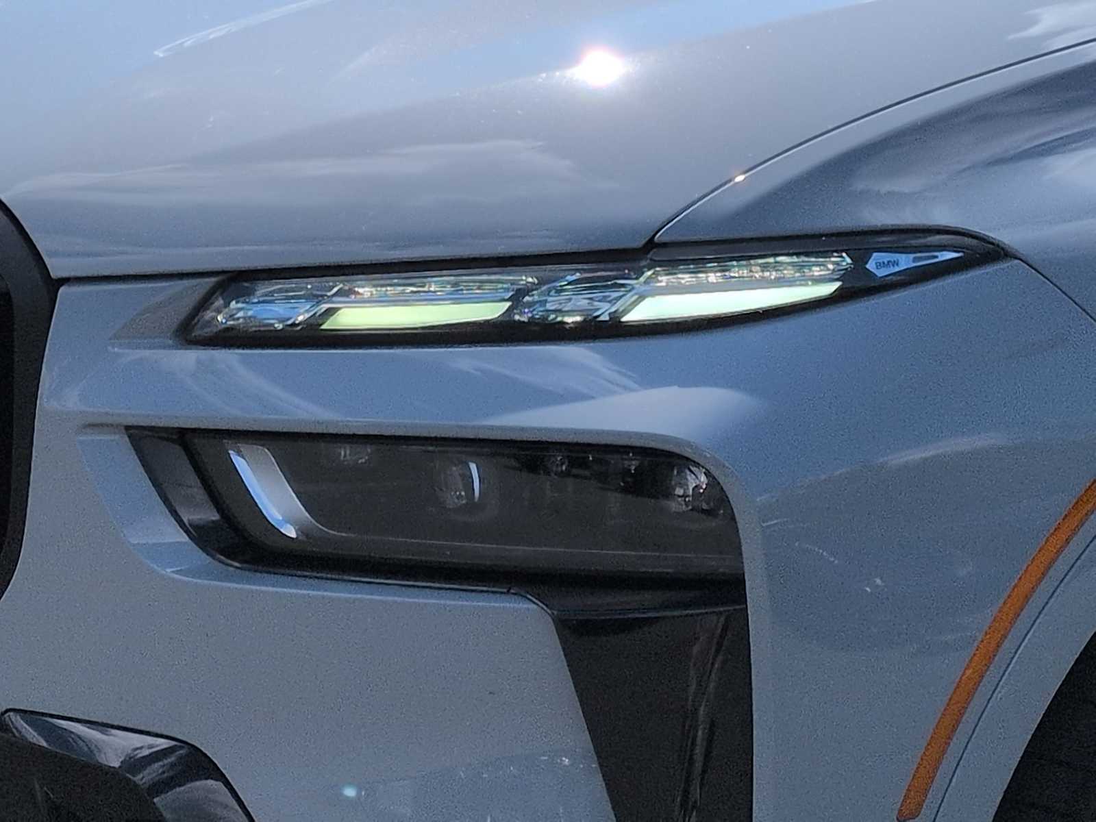 Thumbnail: 2025 BMW X7 - 11