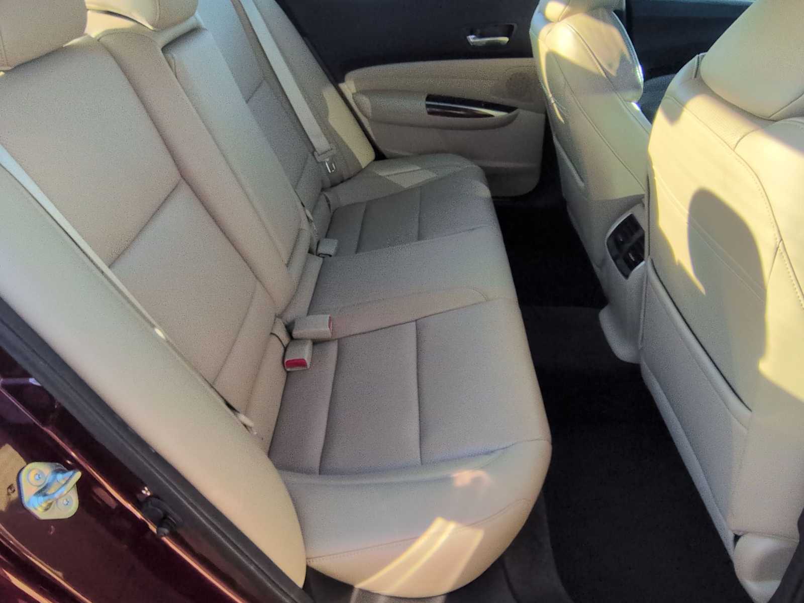 Thumbnail: 2015 Acura TLX - 22