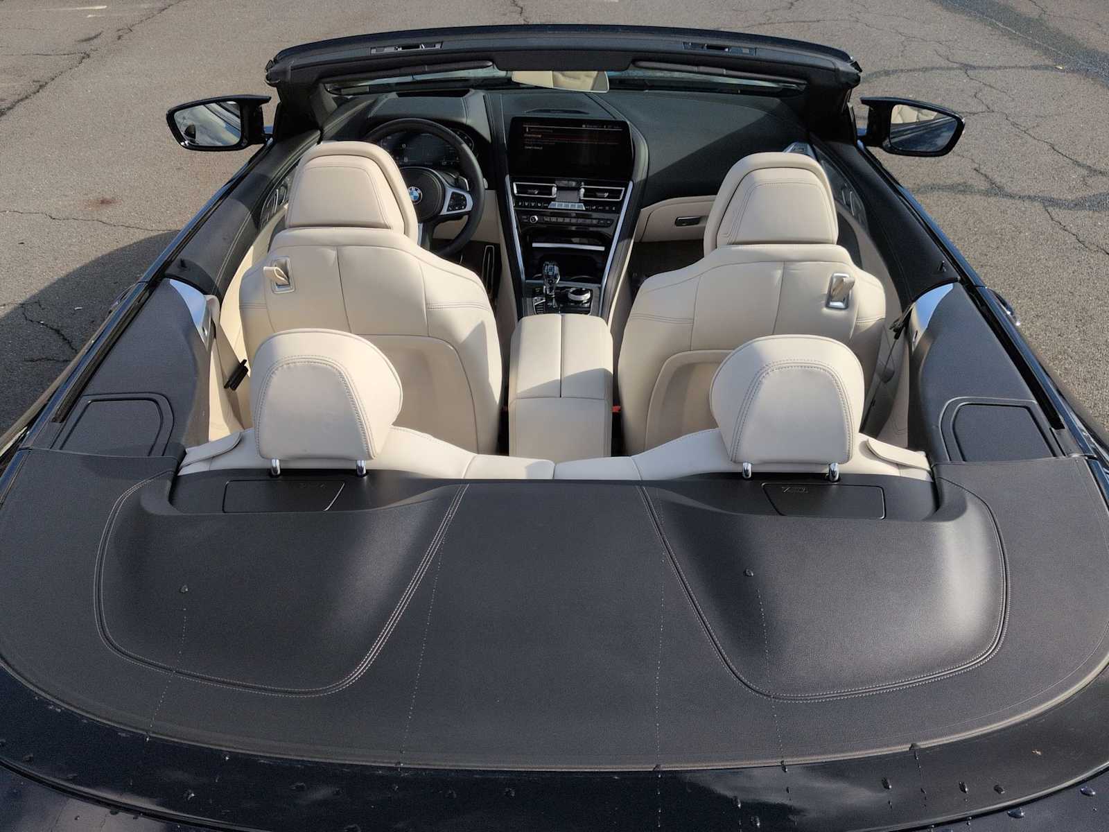 Thumbnail: 2024 BMW 8 Series - 11