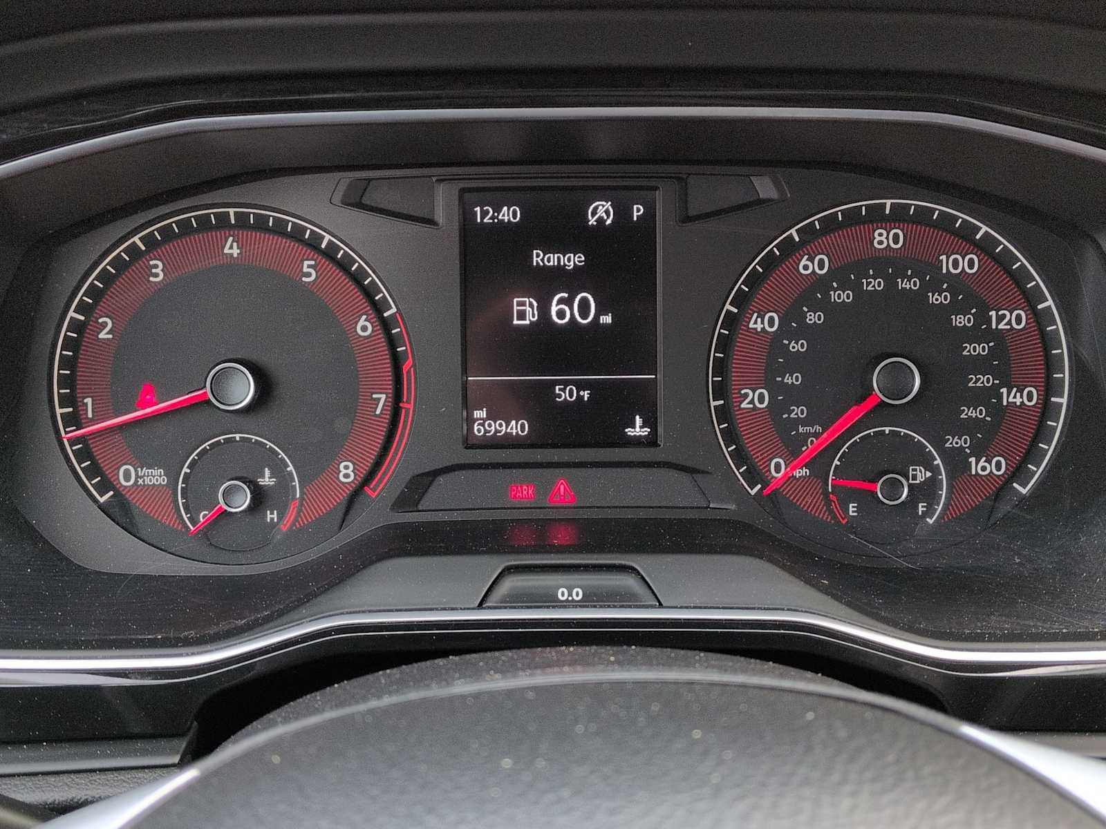 Thumbnail: 2019 Volkswagen Jetta - 32