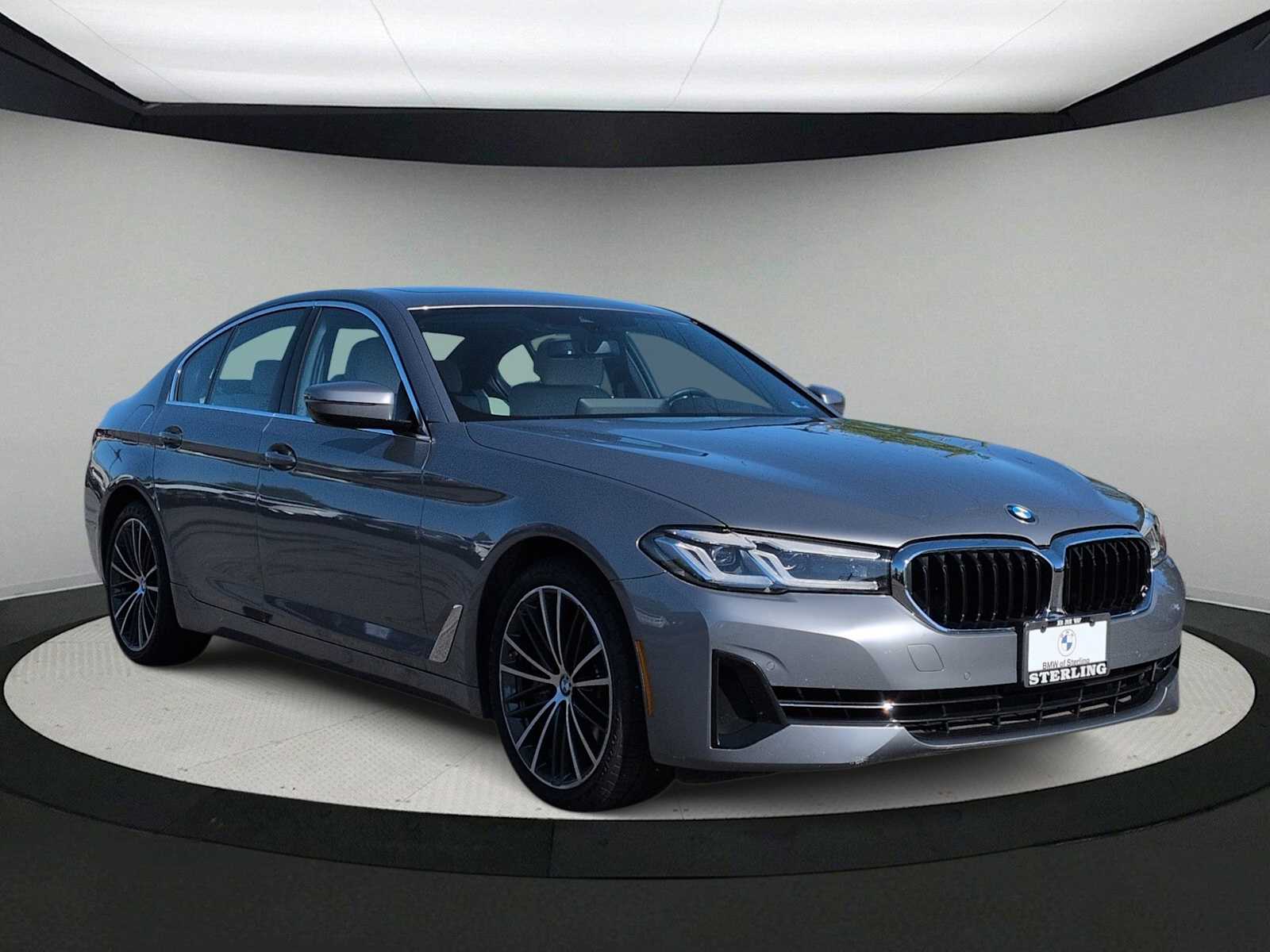 Thumbnail: 2023 BMW 5 Series - 2