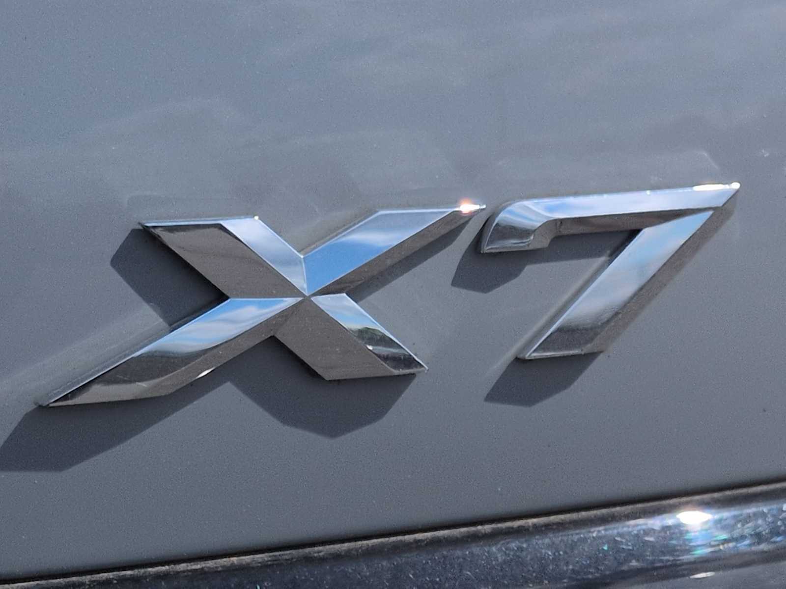 Thumbnail: 2025 BMW X7 - 13