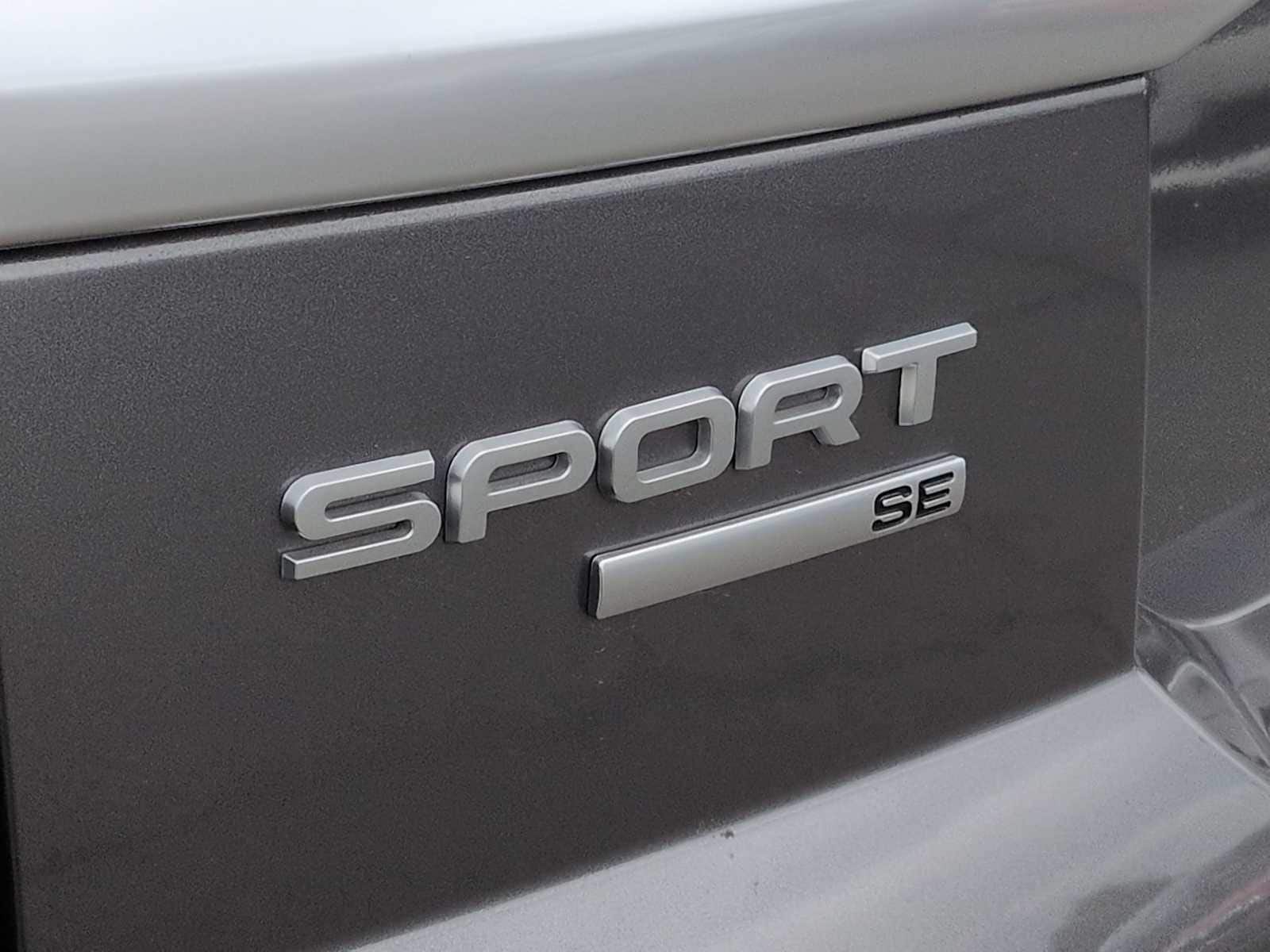 Thumbnail: 2016 Land Rover Range Rover Sport - 13