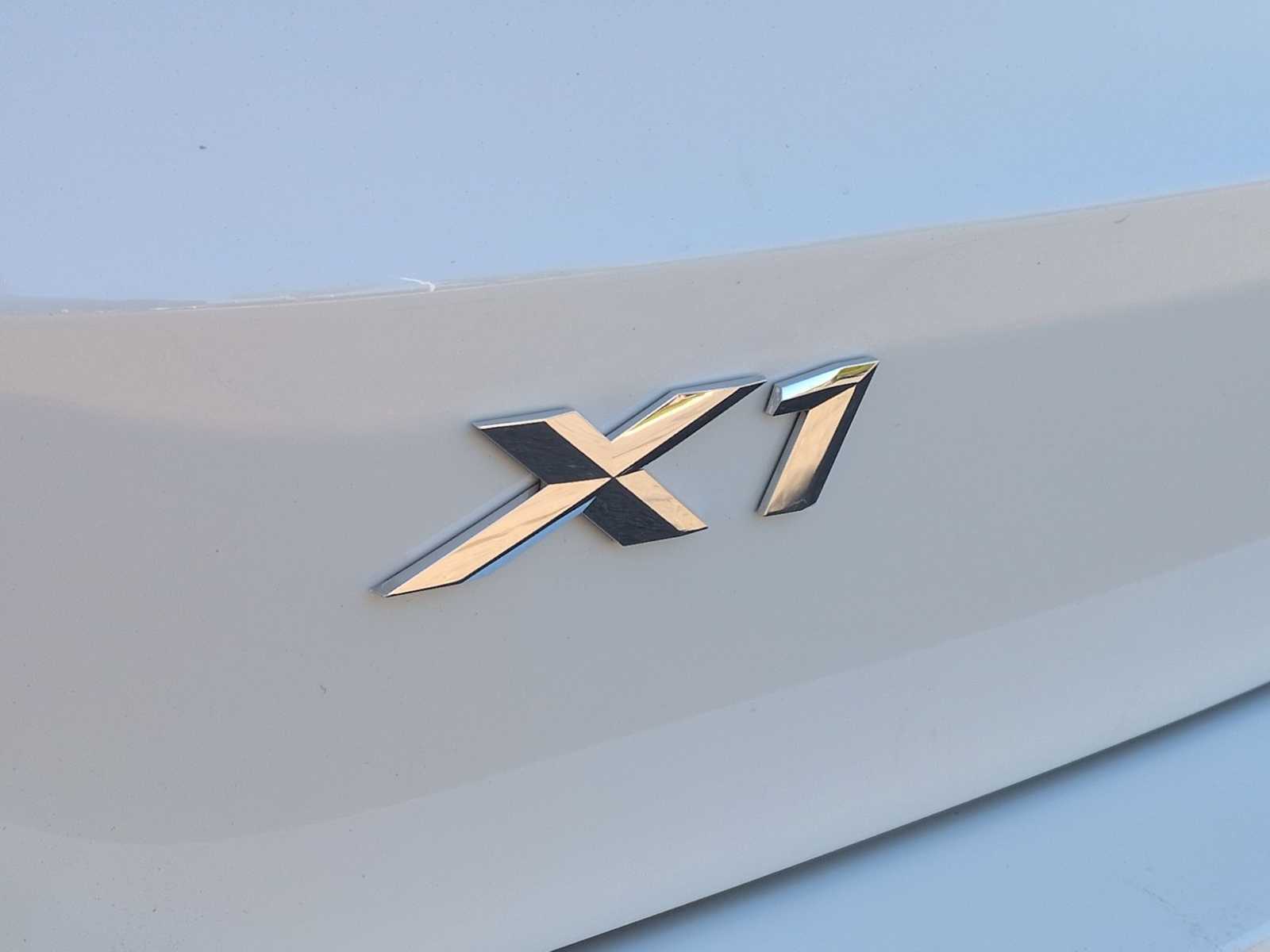 Thumbnail: 2026 BMW X1 - 13