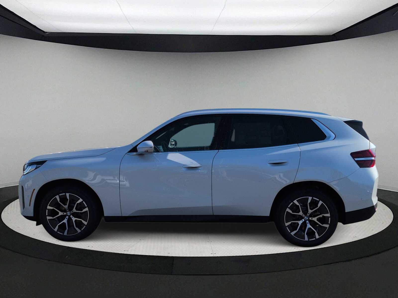 Thumbnail: 2026 BMW X3 - 5