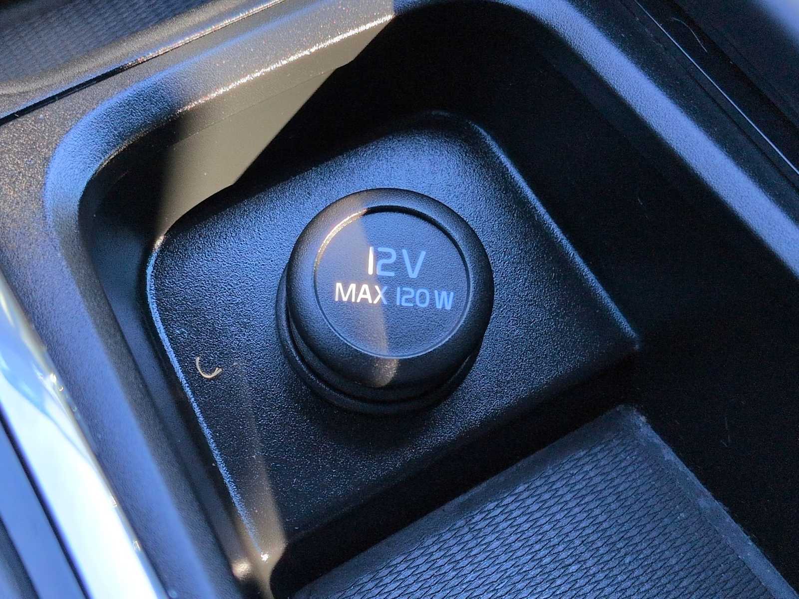 Thumbnail: 2017 Volvo XC90 - 32