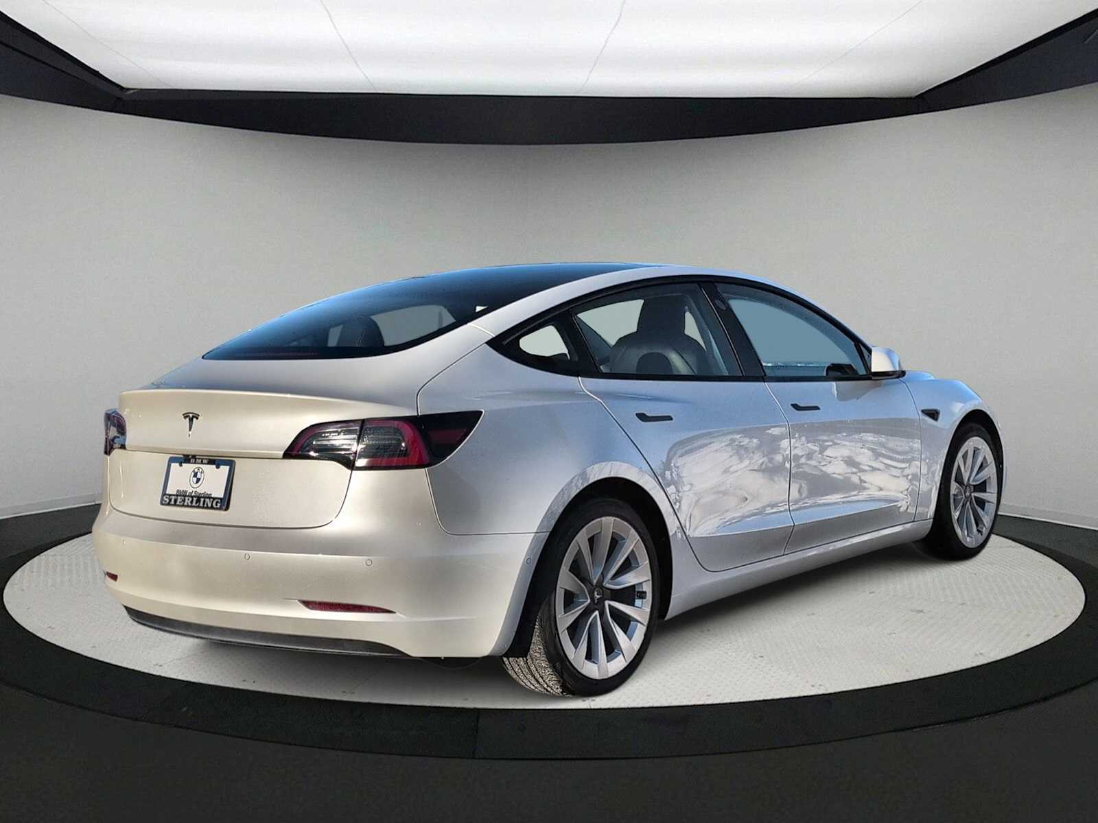 Thumbnail: 2021 Tesla Model 3 - 8