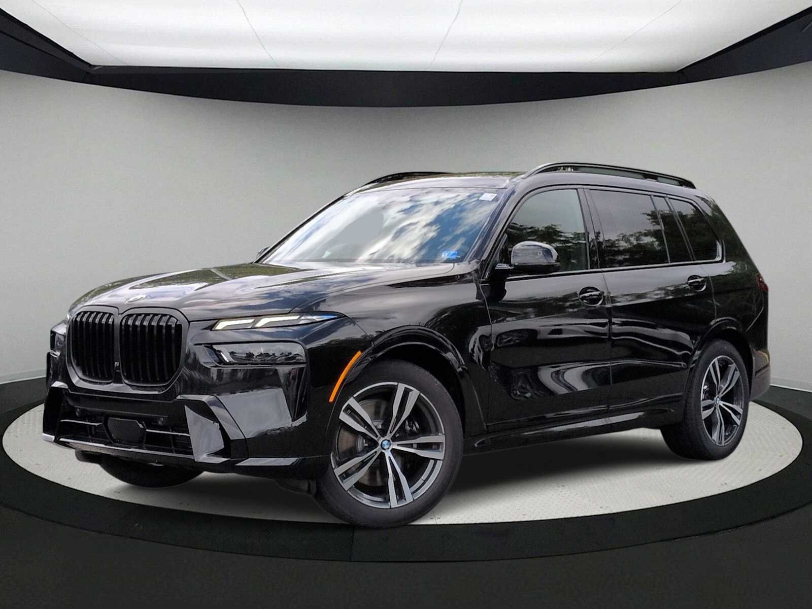 Thumbnail: 2027 BMW X7 - 1