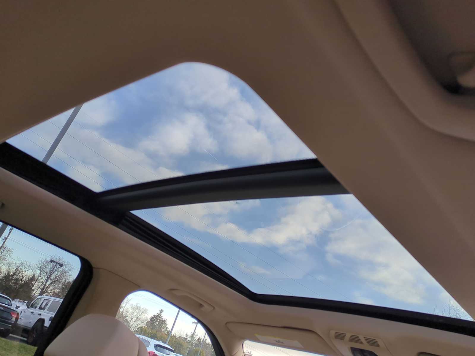 Thumbnail: 2016 BMW X5 - 23