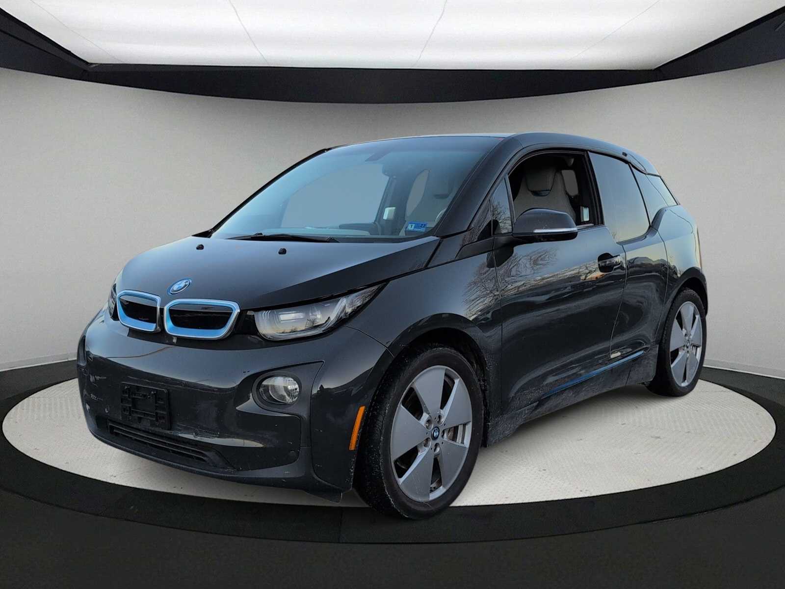 Thumbnail: 2015 BMW i3 - 4
