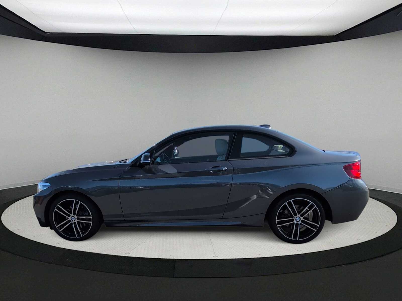 Thumbnail: 2020 BMW 2 Series - 5