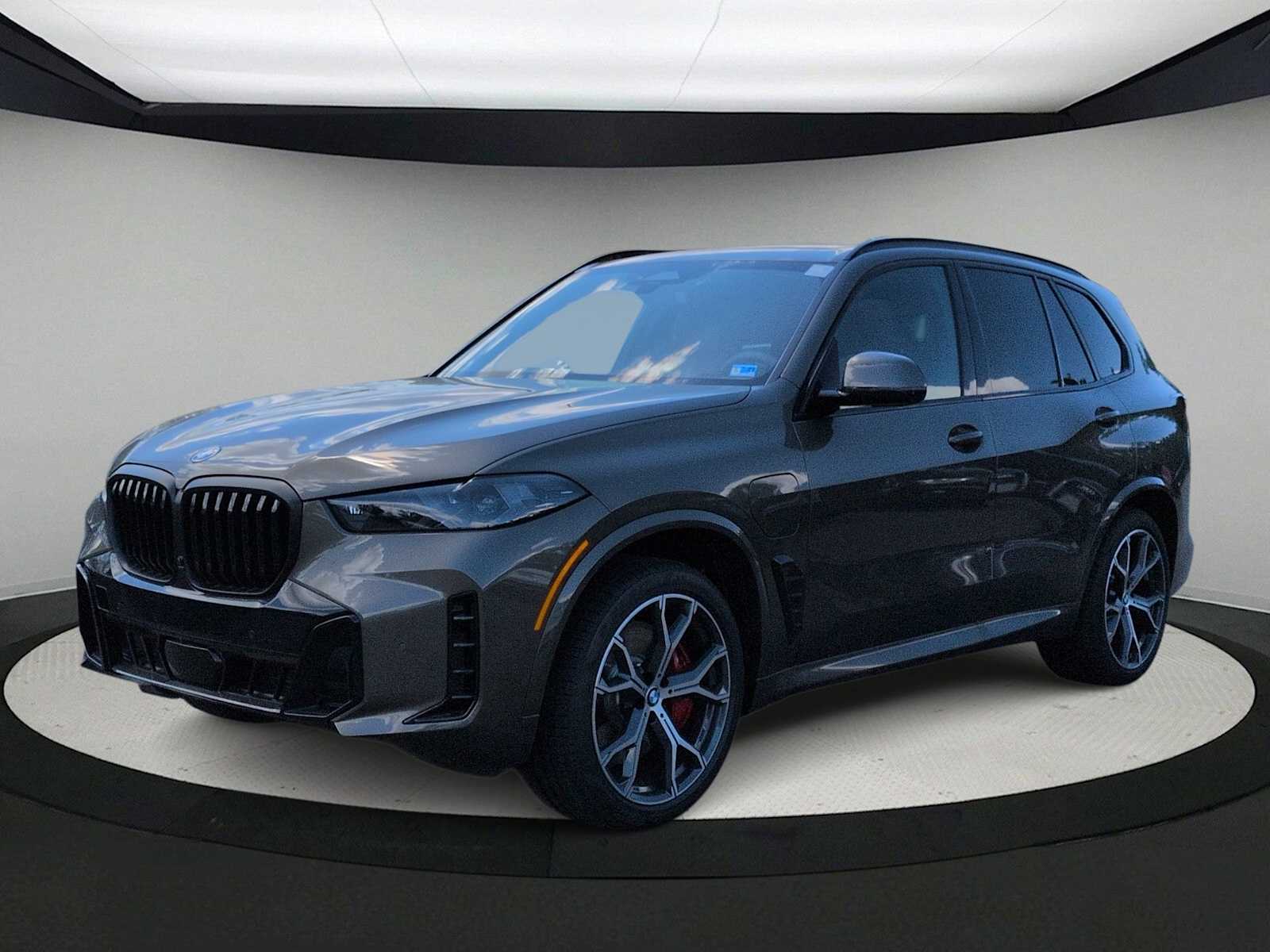 Thumbnail: 2026 BMW X5 - 4