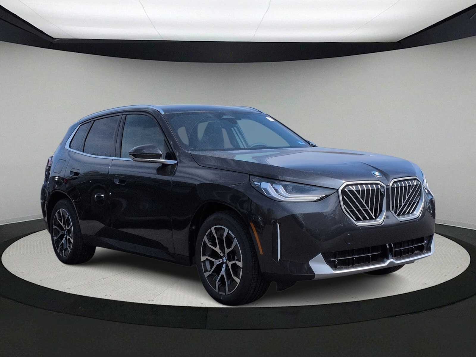 Thumbnail: 2026 BMW X3 - 2