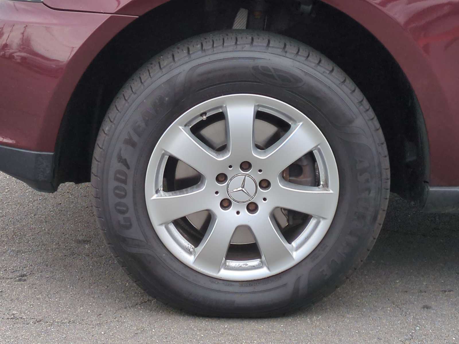 Thumbnail: 2006 Mercedes-Benz M-Class - 14