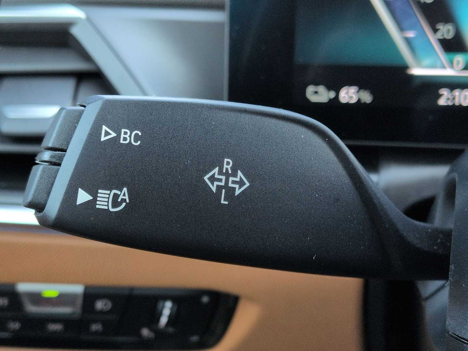 Thumbnail: 2023 BMW i4 - 29