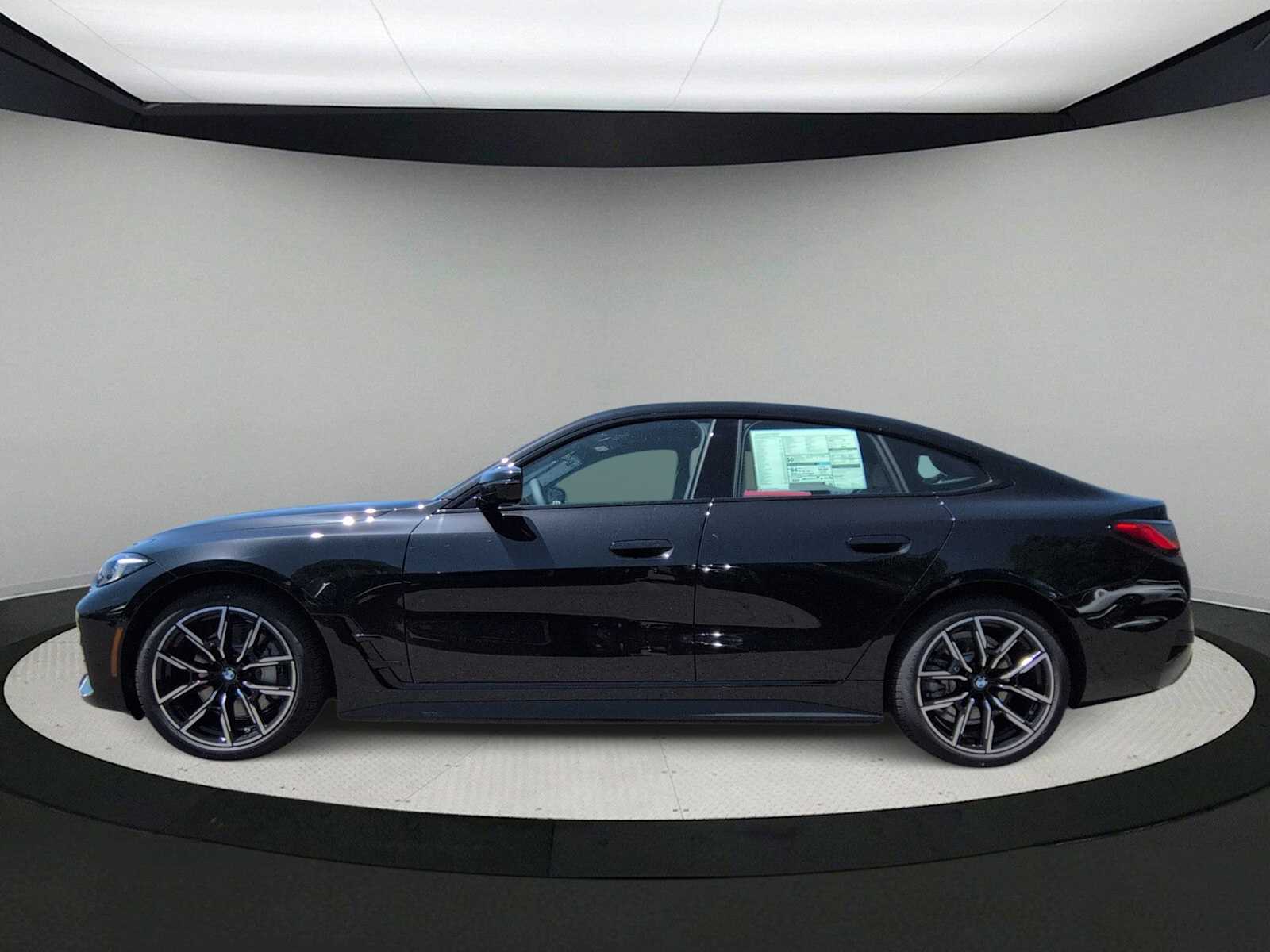 Thumbnail: 2026 BMW i4 - 5