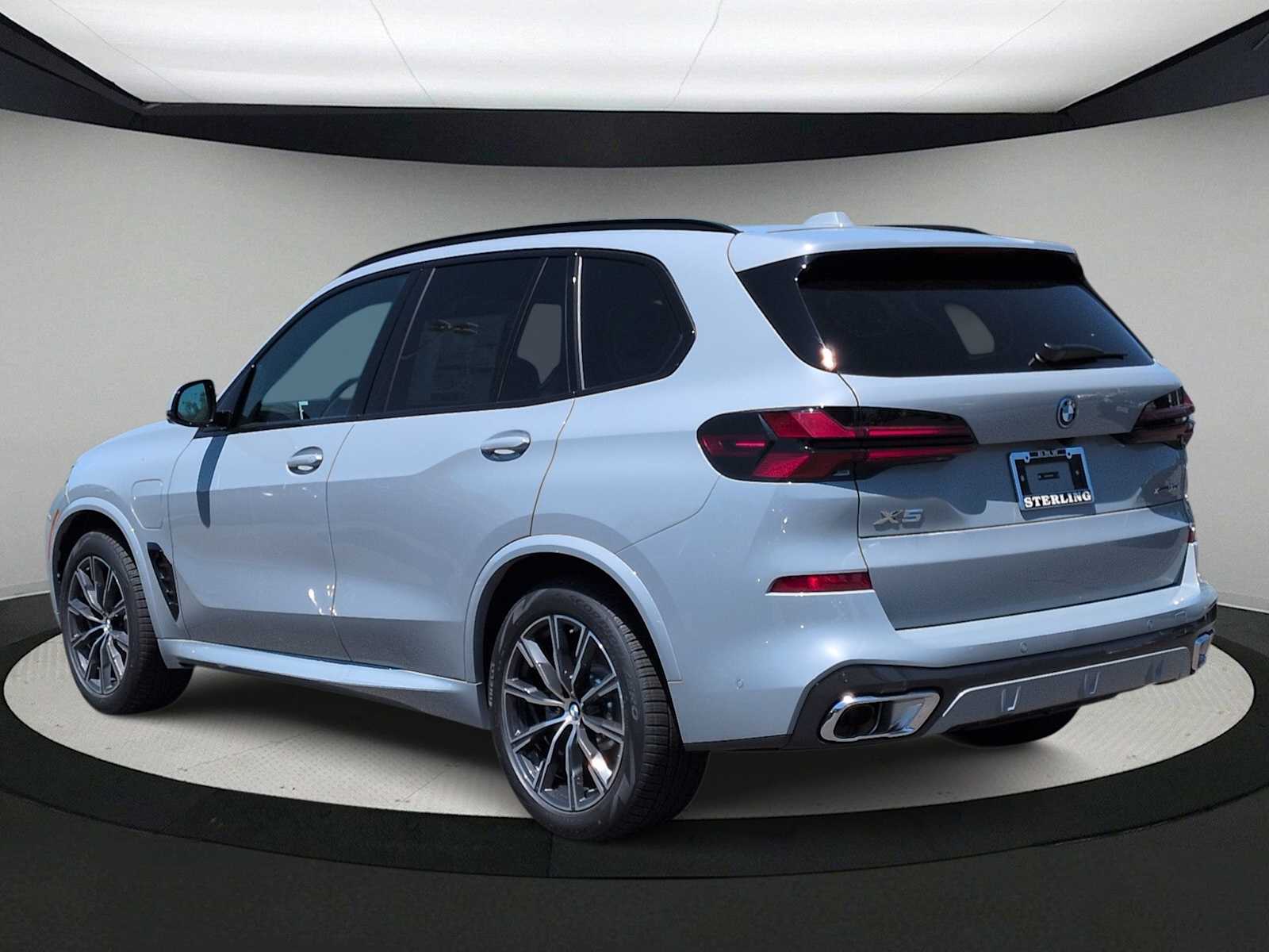 Thumbnail: 2026 BMW X5 - 6