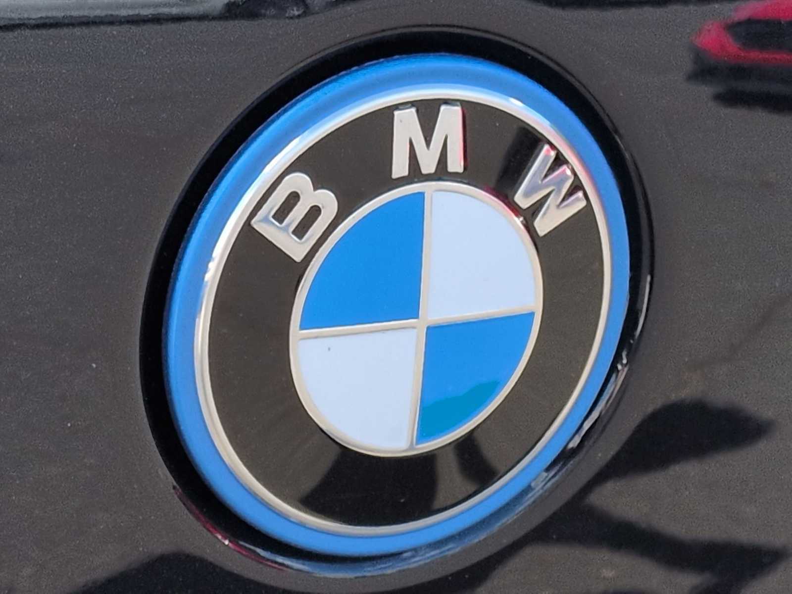 Thumbnail: 2026 BMW X5 - 12