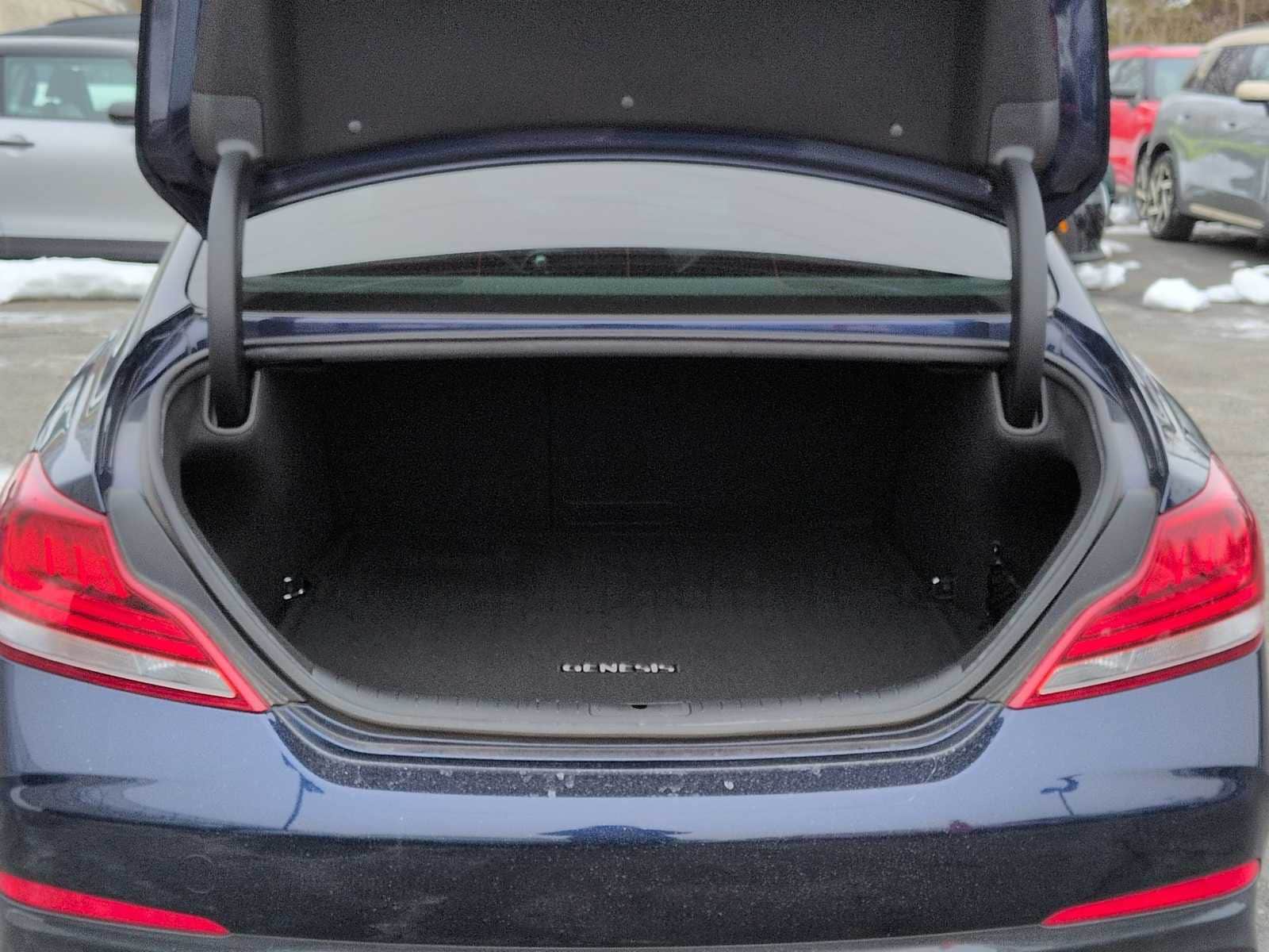 Thumbnail: 2019 Genesis G70 - 33