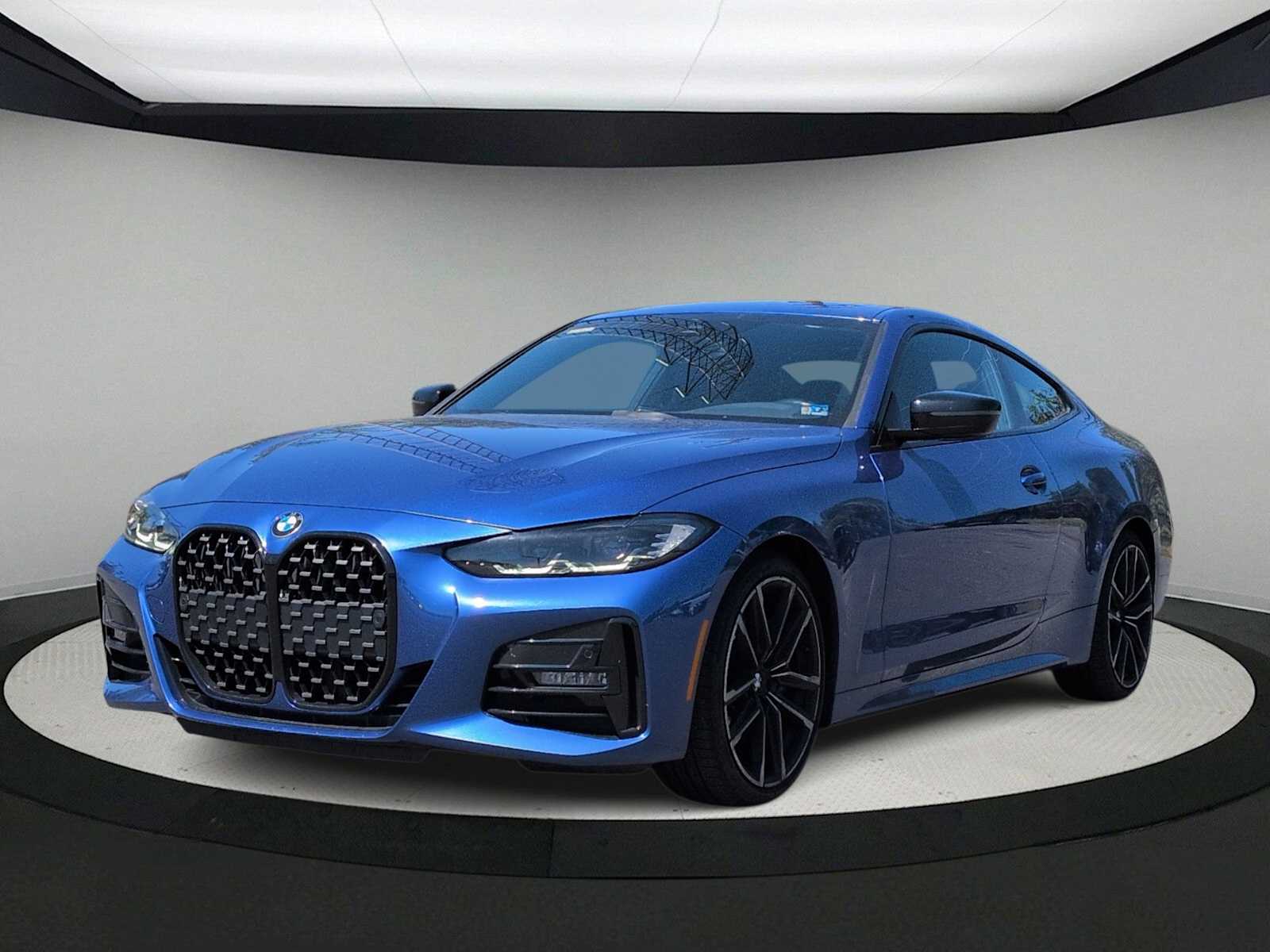 Thumbnail: 2023 BMW 4 Series - 4
