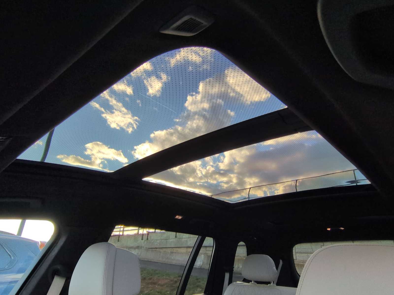 Thumbnail: 2023 BMW X7 - 20