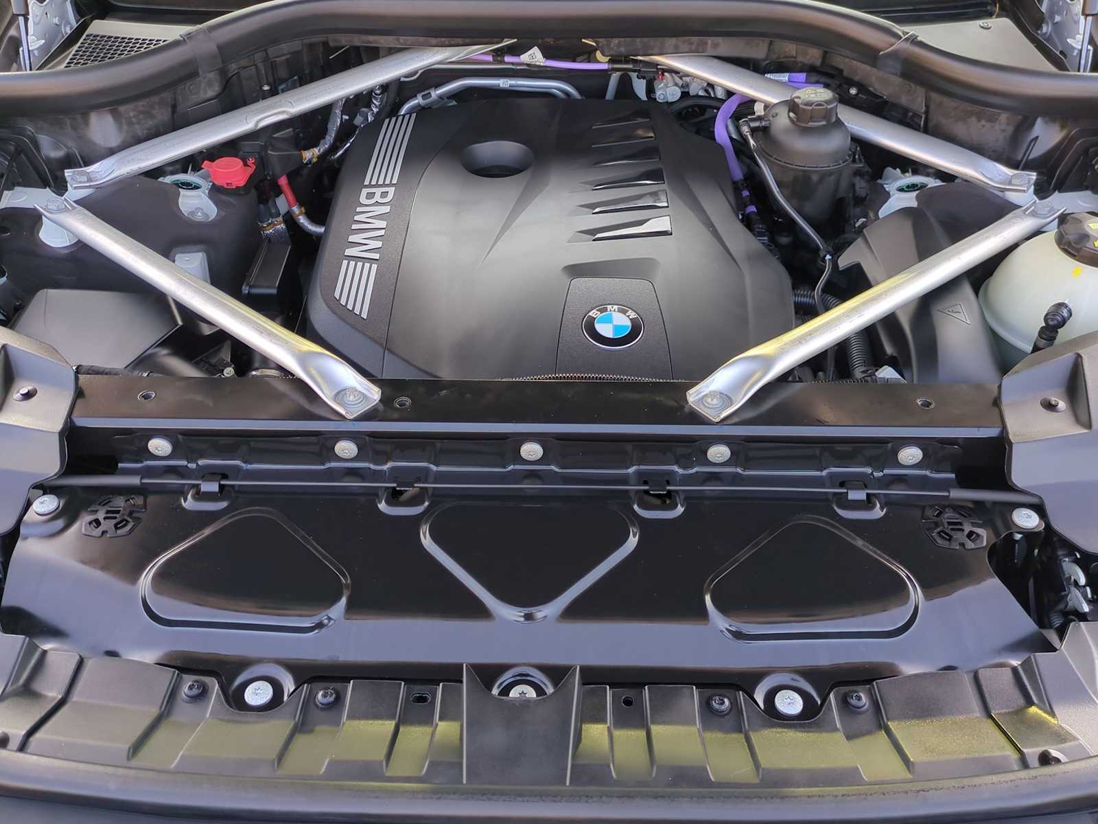 Thumbnail: 2023 BMW X7 - 14