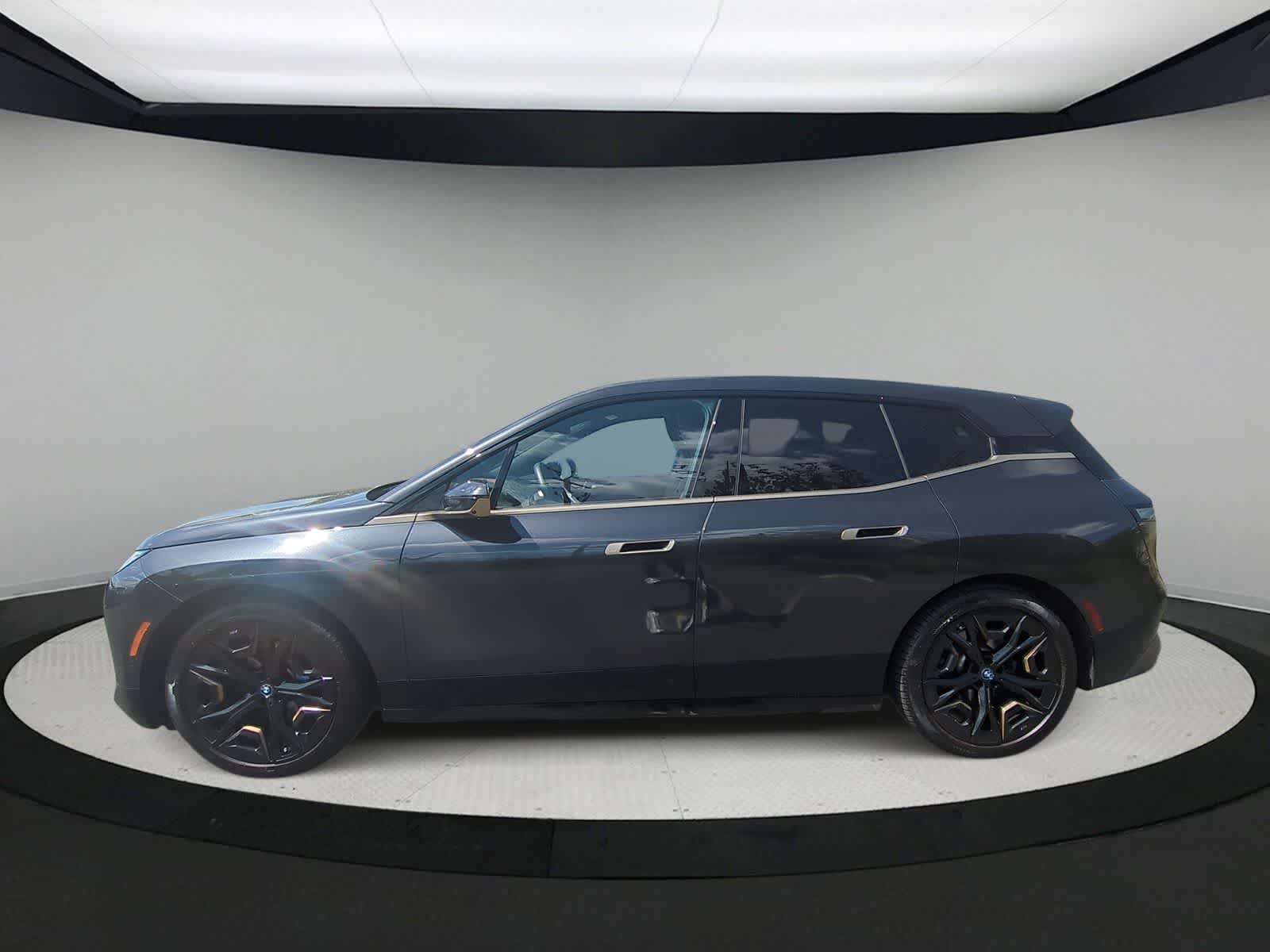 Thumbnail: 2023 BMW iX - 5