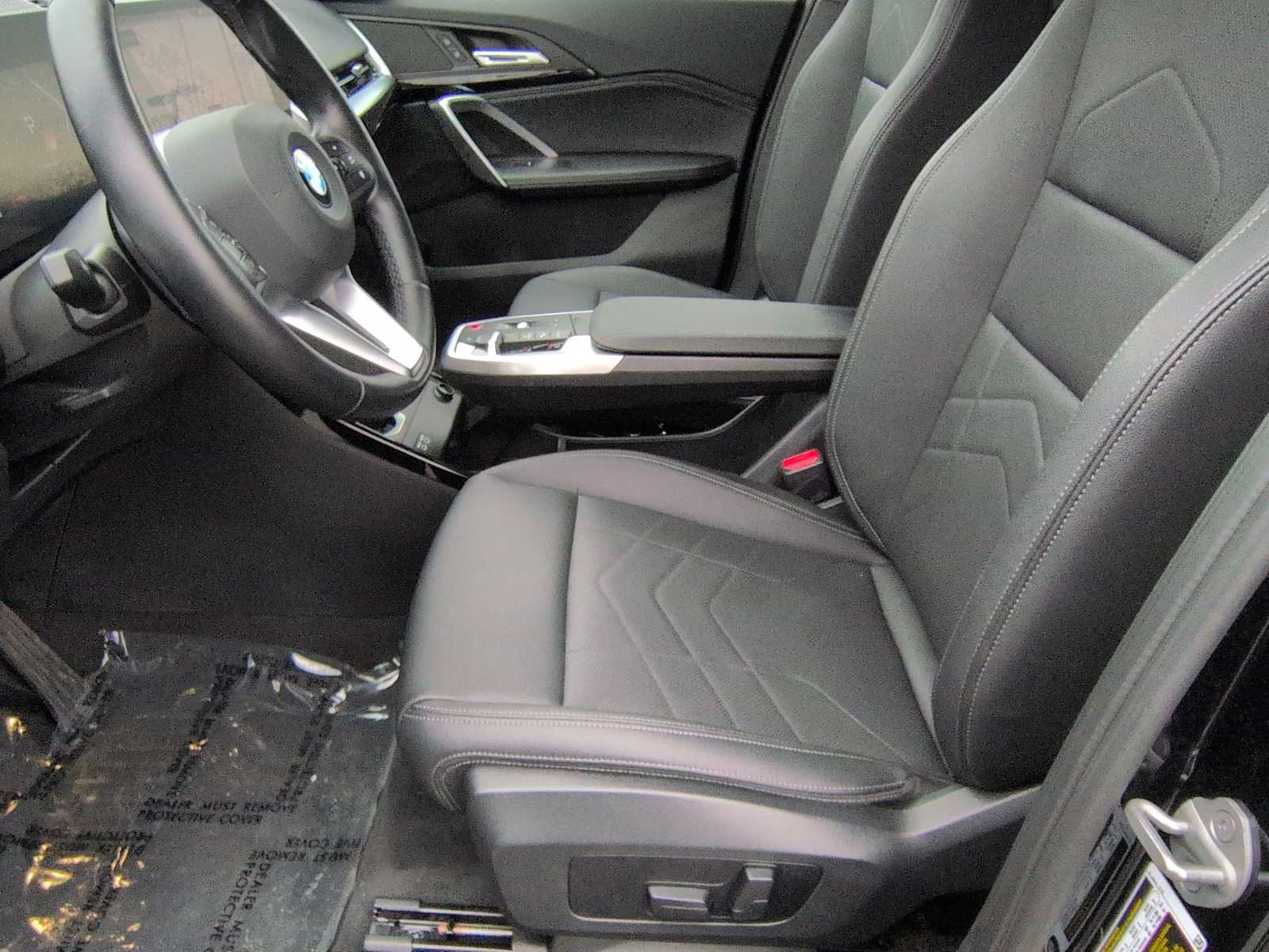 Thumbnail: 2023 BMW X1 - 17