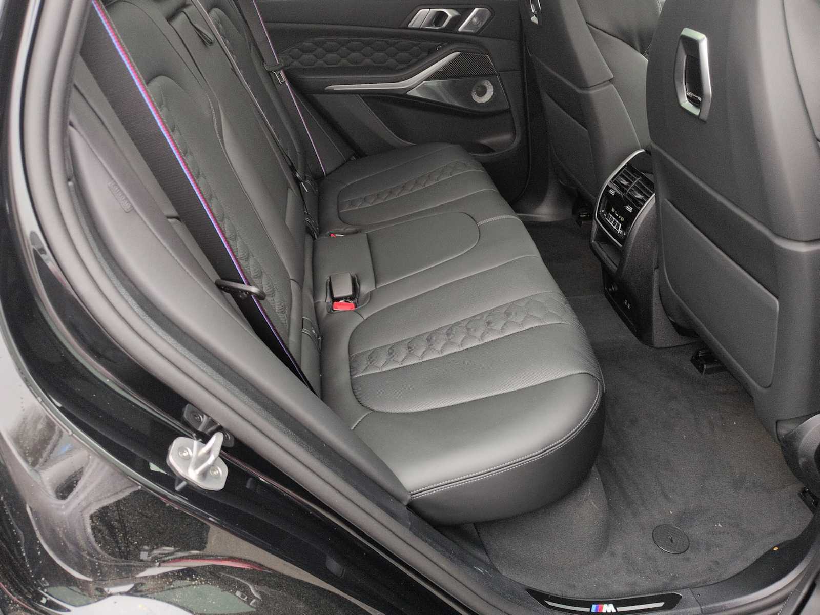 Thumbnail: 2026 BMW X5 - 22