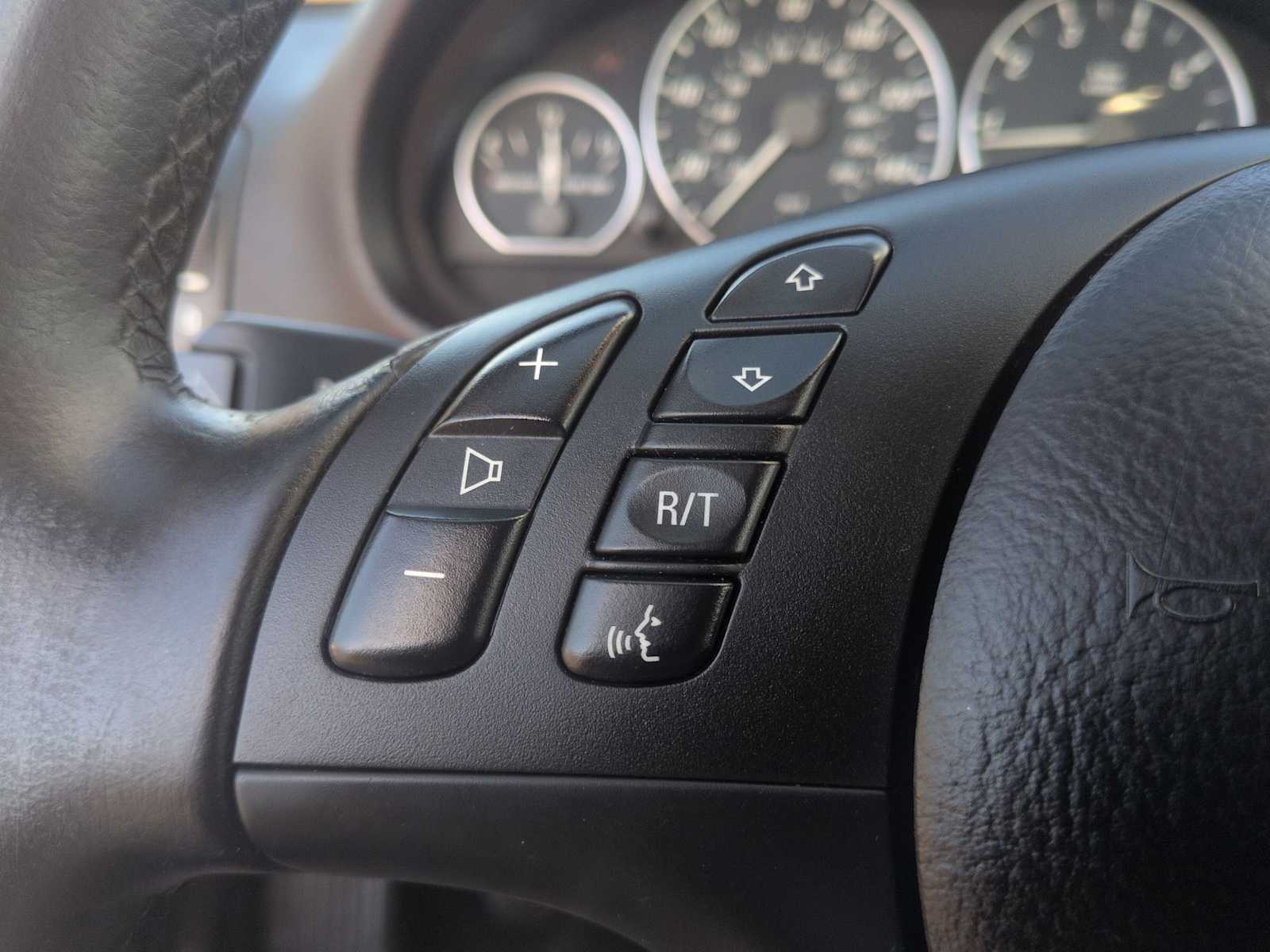 Thumbnail: 2004 BMW 3 Series - 22