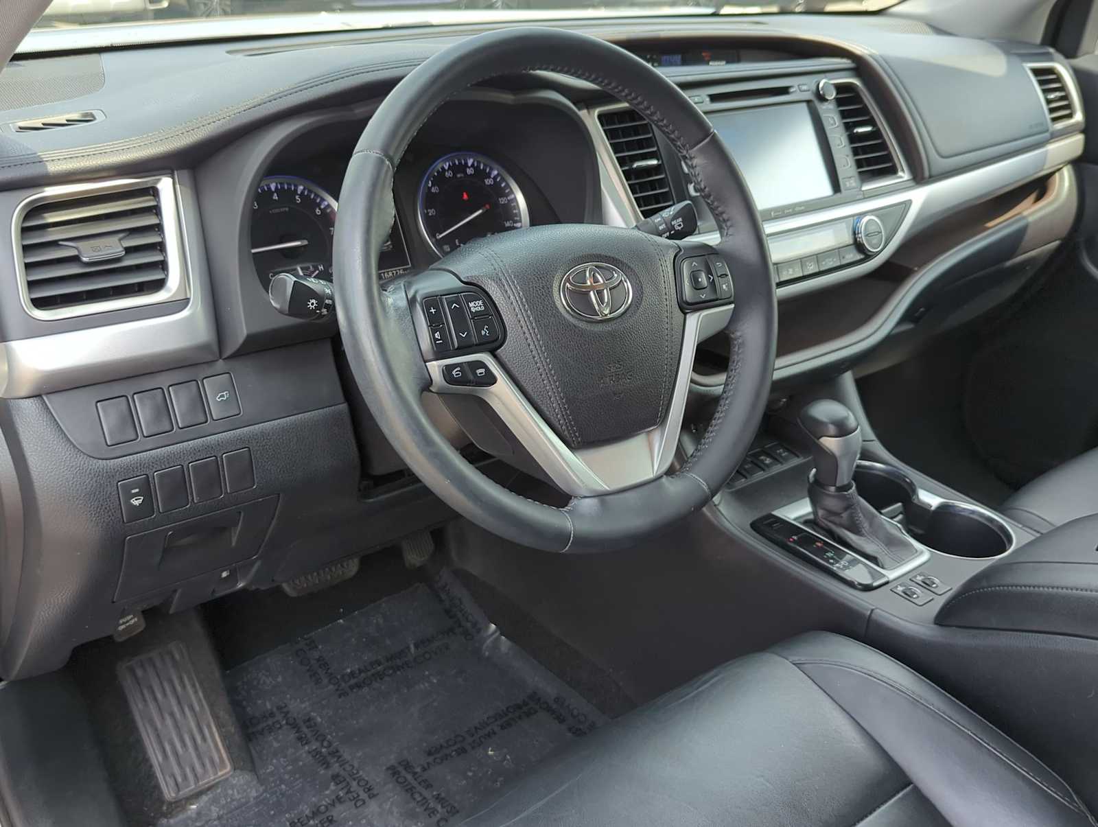 2016 Toyota Highlander XLE 7