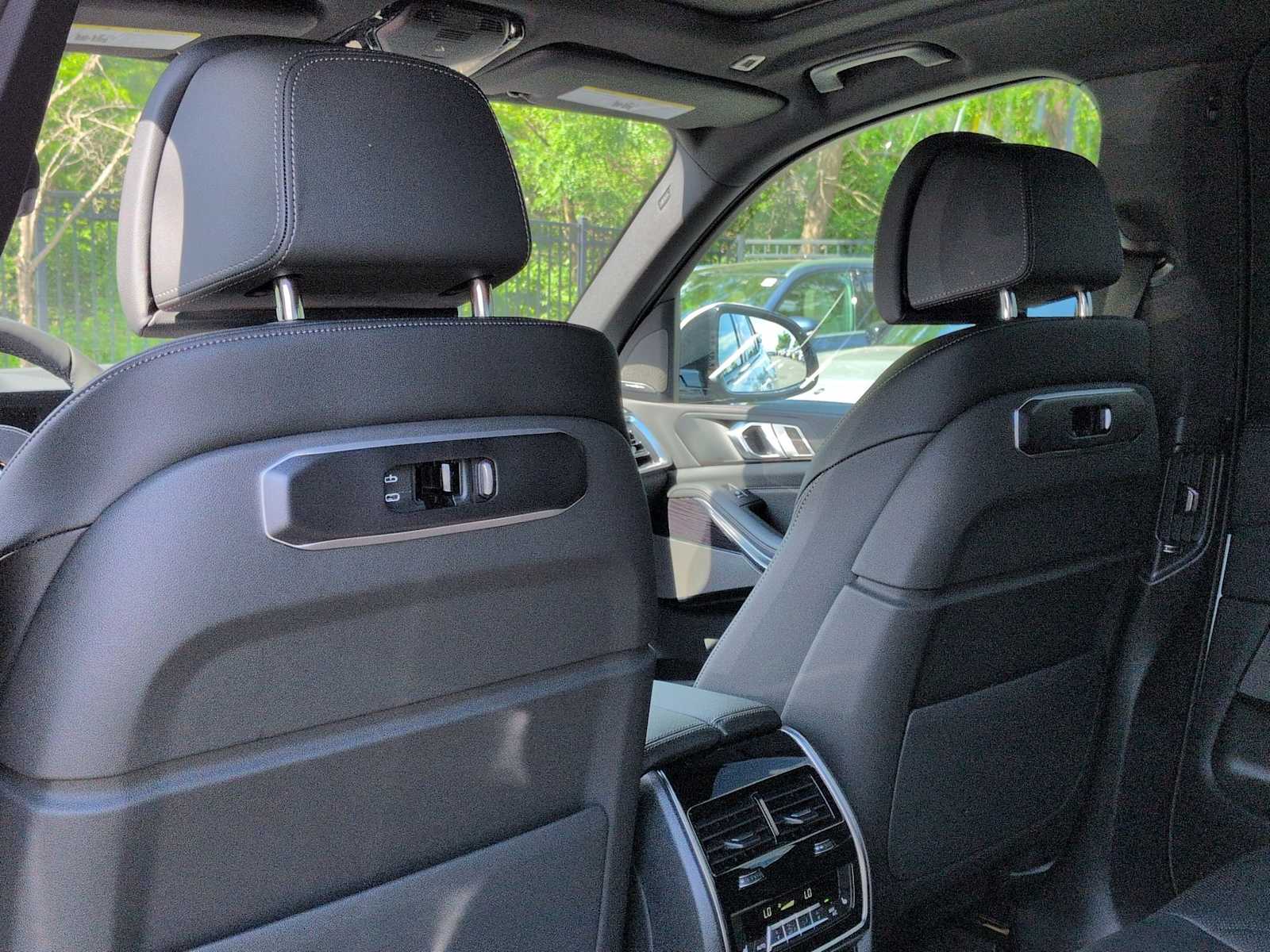 Thumbnail: 2026 BMW X5 - 19