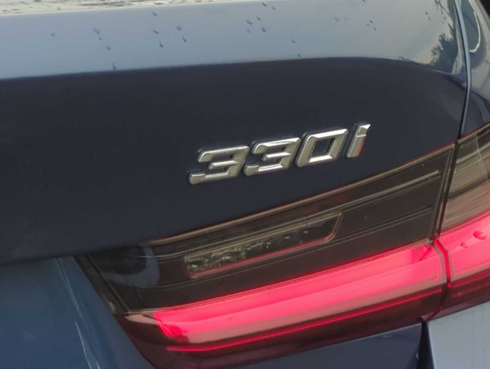 Thumbnail: 2023 BMW 3 Series - 12