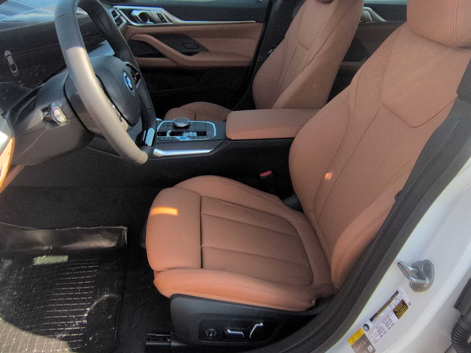 Thumbnail: 2026 BMW i4 - 17