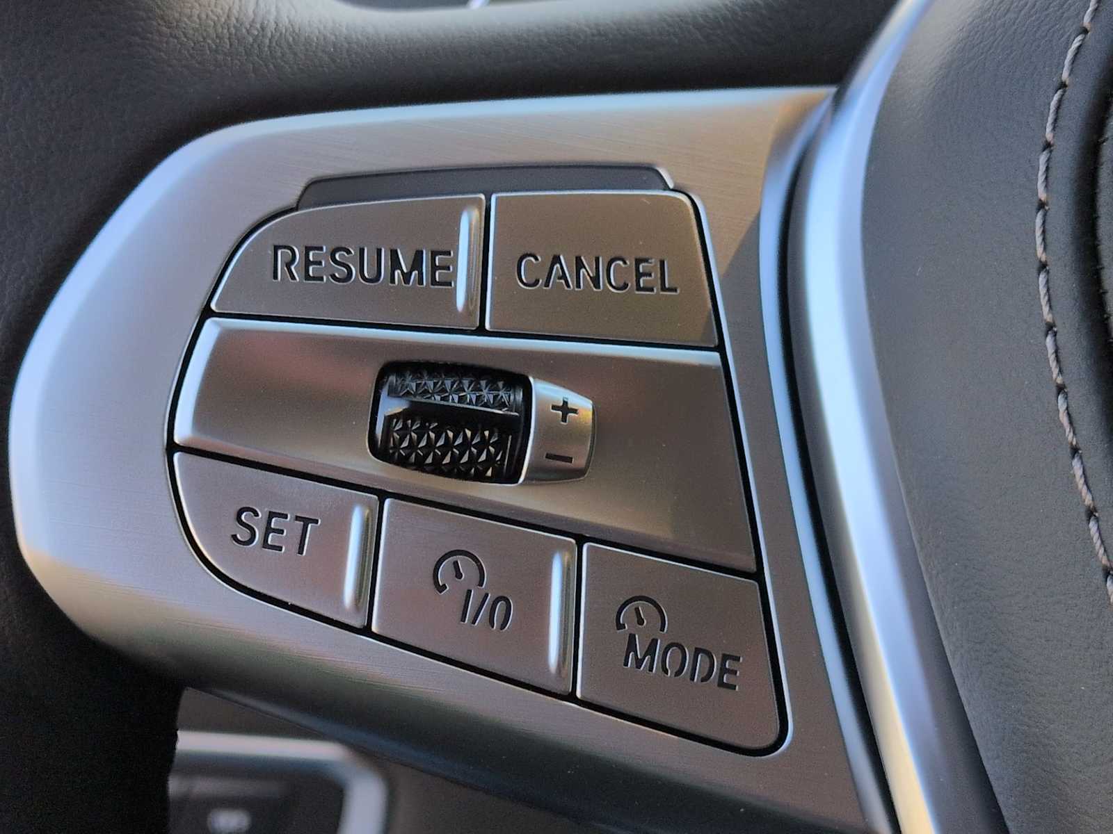 Thumbnail: 2026 BMW X7 - 26